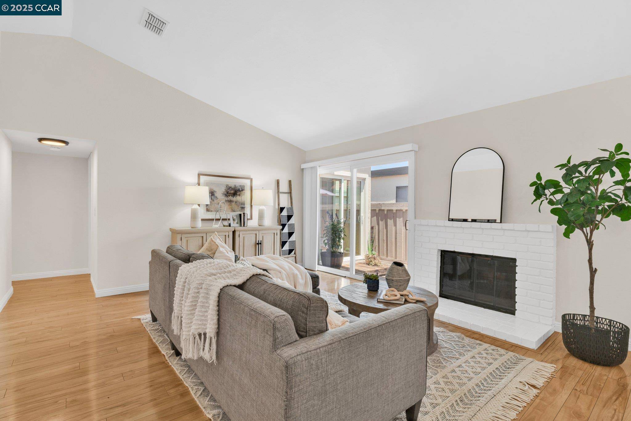 Clayton, CA 94517,7 CLARK CREEK CIRCLE