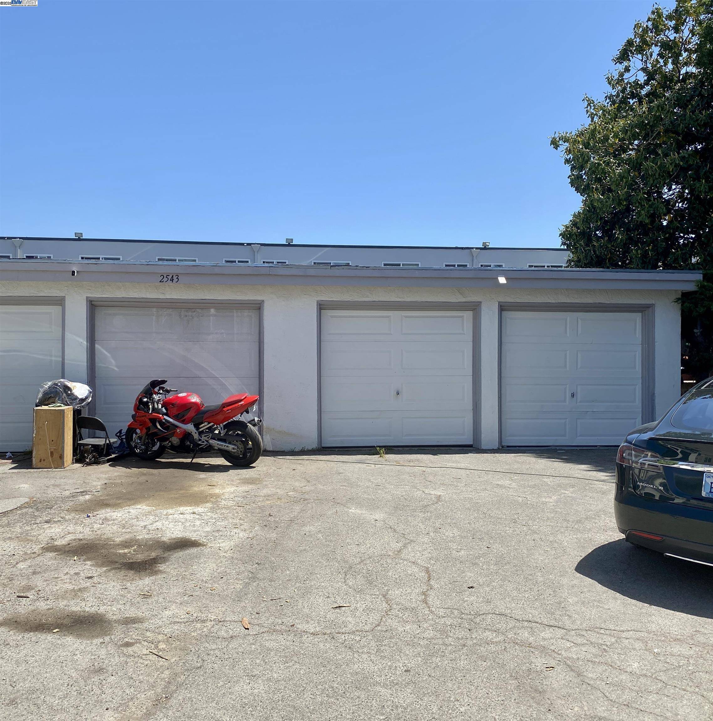 Castro Valley, CA 94546,2541 Denning Ct
