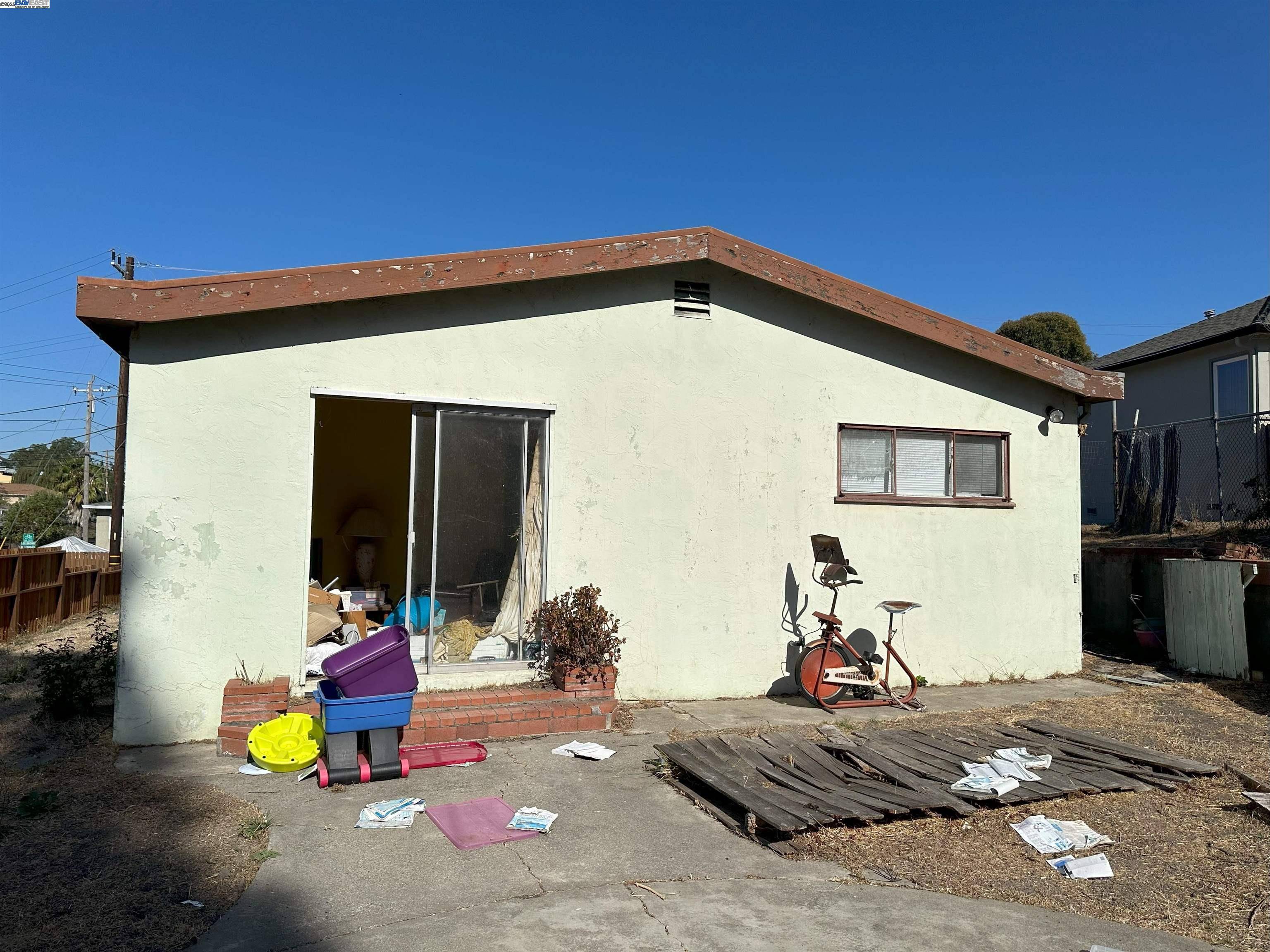 El Sobrante, CA 94803,2004 Rancho Road