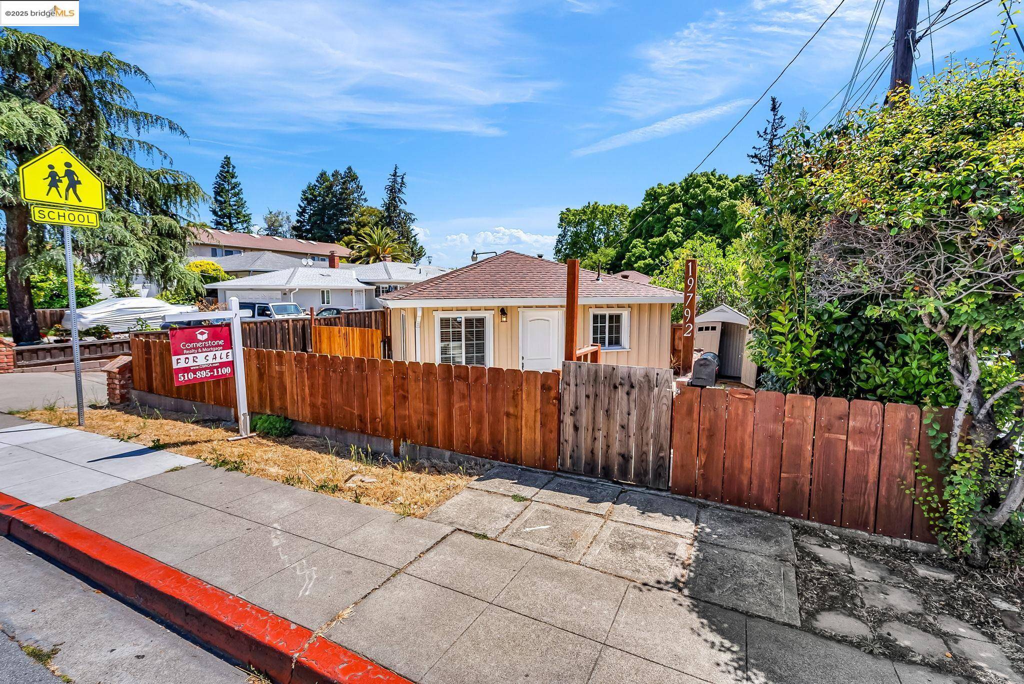 Castro Valley, CA 94546,19790-17972 Stanton Ave