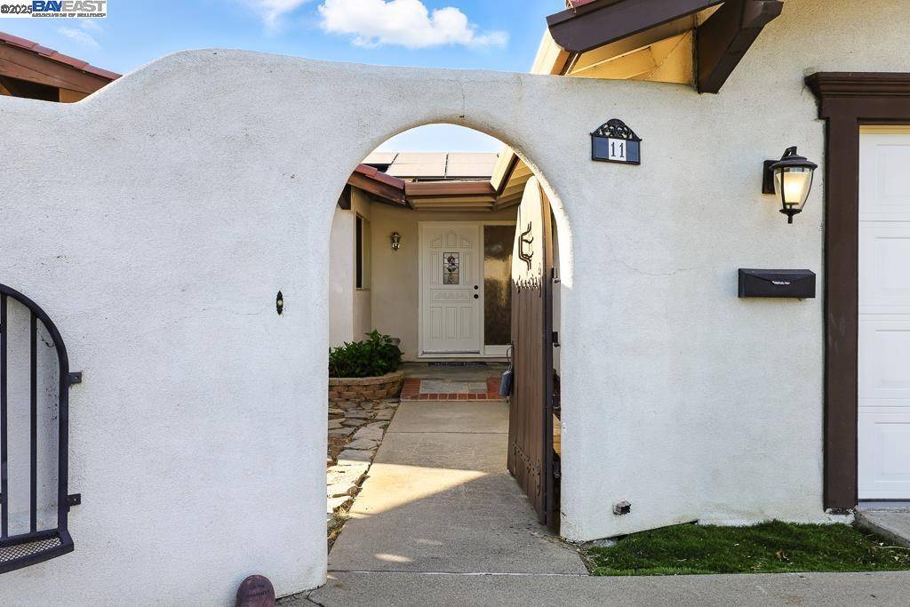 Antioch, CA 94509,11 Alhambra Ct