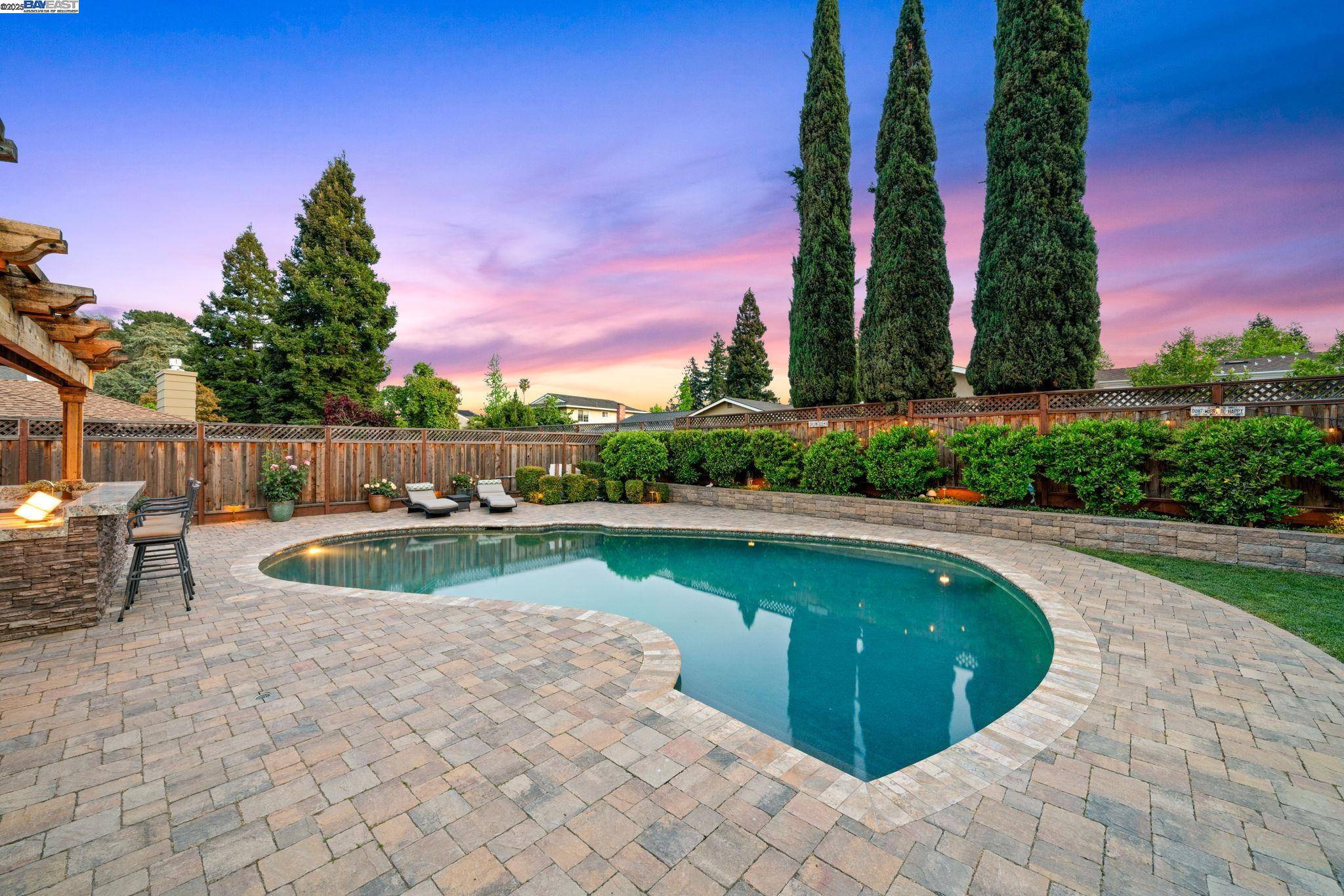 San Ramon, CA 94583,9565 Broadmoor Dr