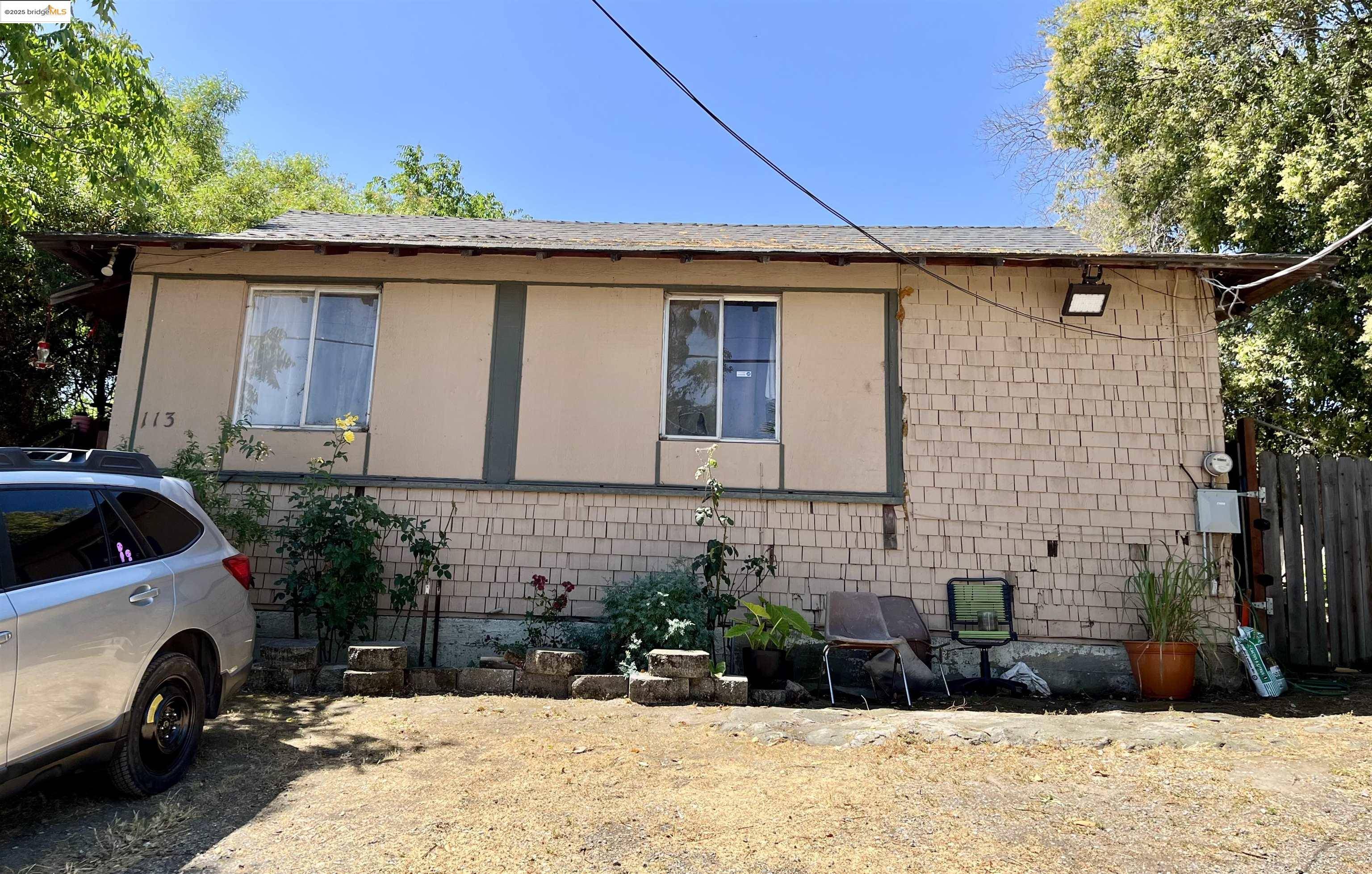 Antioch, CA 94509,113 W 4TH ST