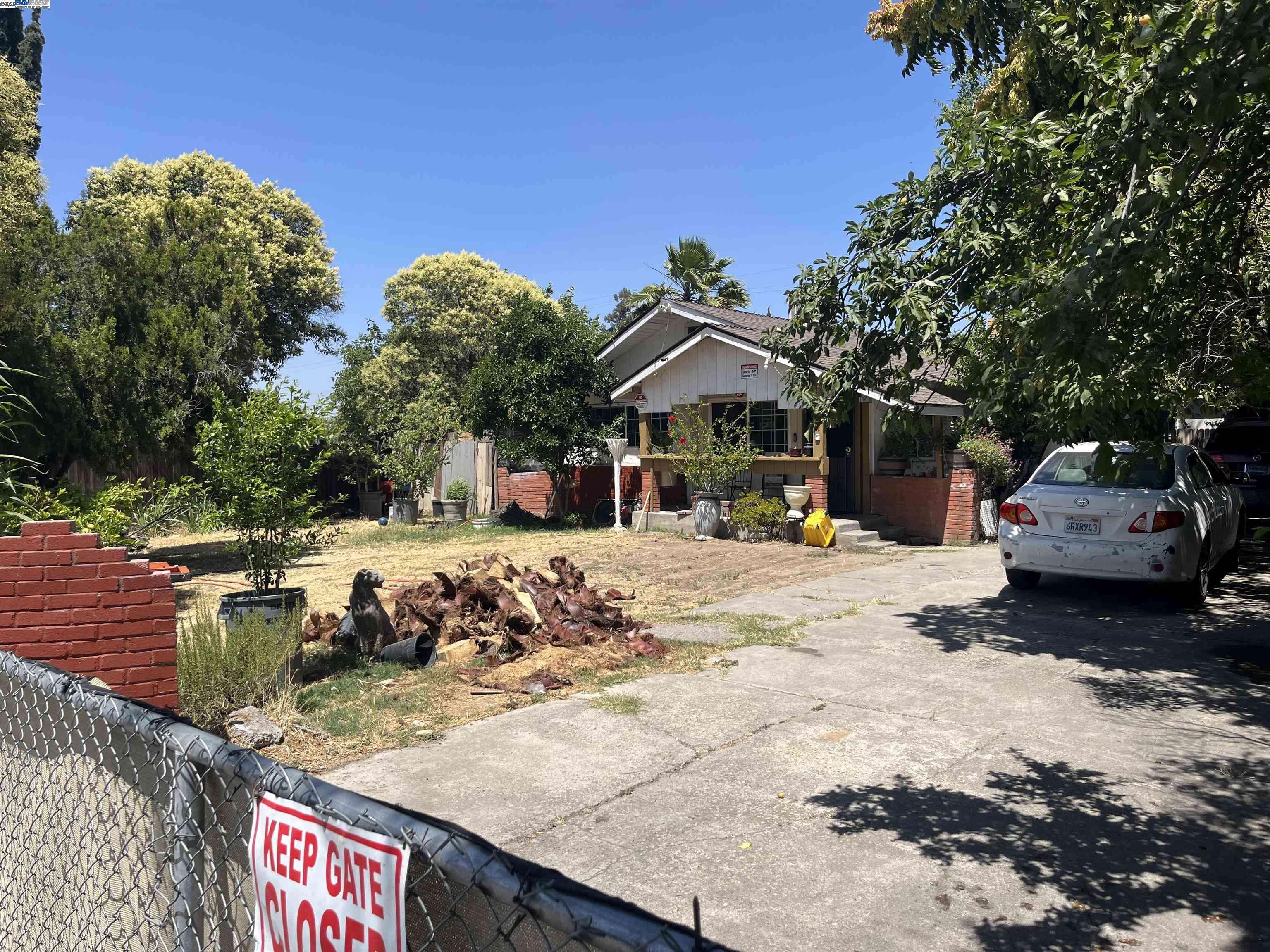 Stockton, CA 95206,2174 S Ash St
