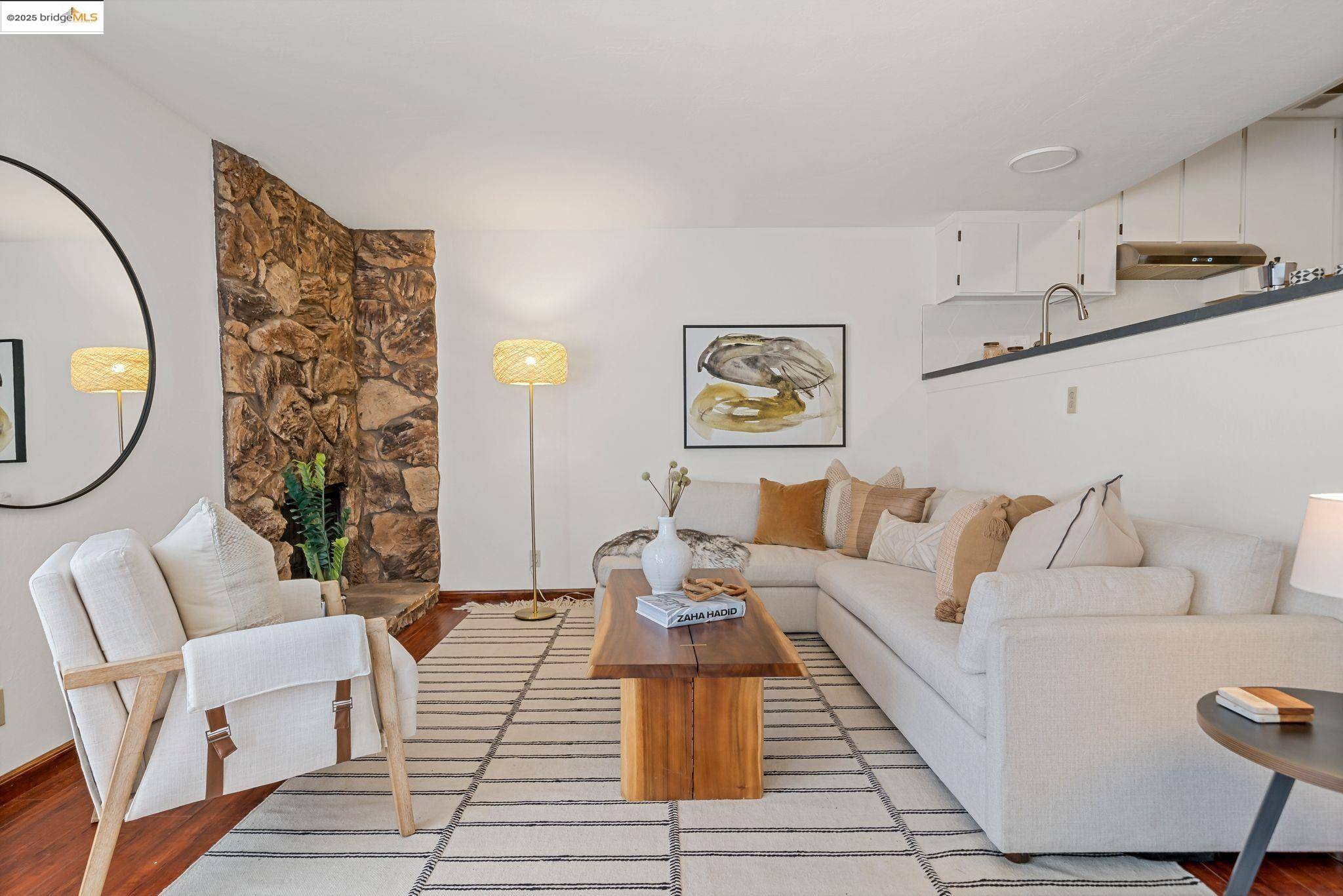 Oakland, CA 94619,3501 35Th Ave #2