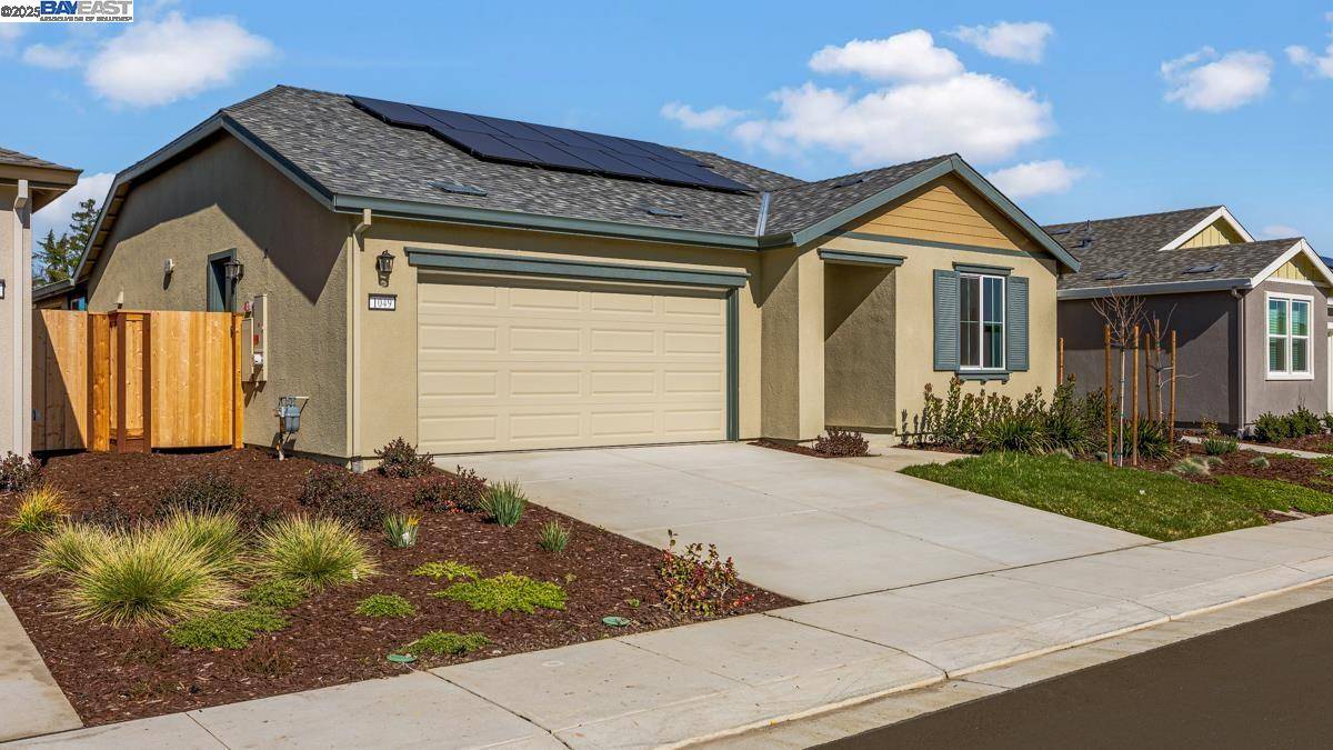 Manteca, CA 95336,1049 Heathridge Street