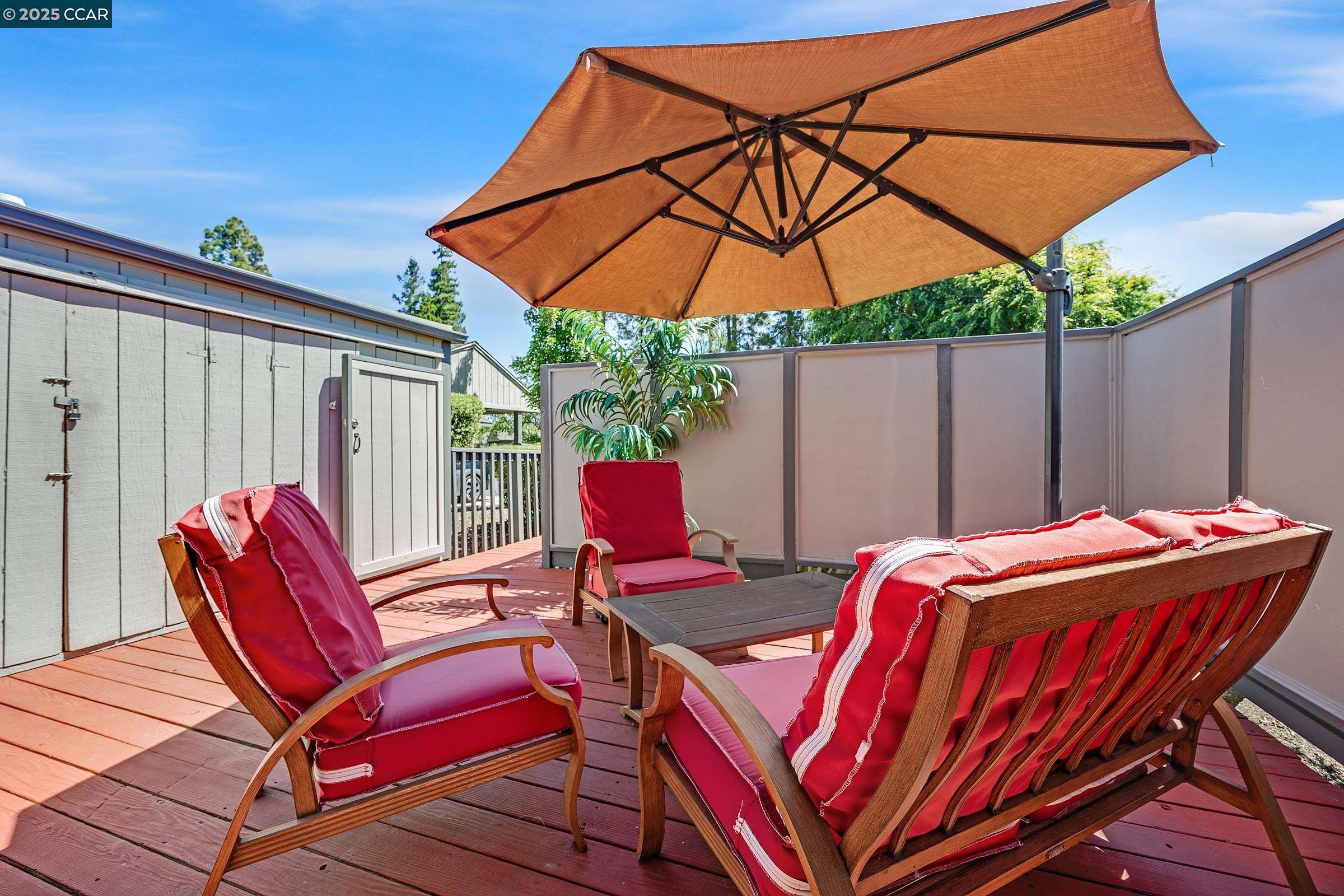 Martinez, CA 94553,1496 Ashwood Dr
