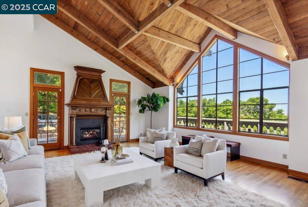 Orinda, CA 94563,357 El Toyonal