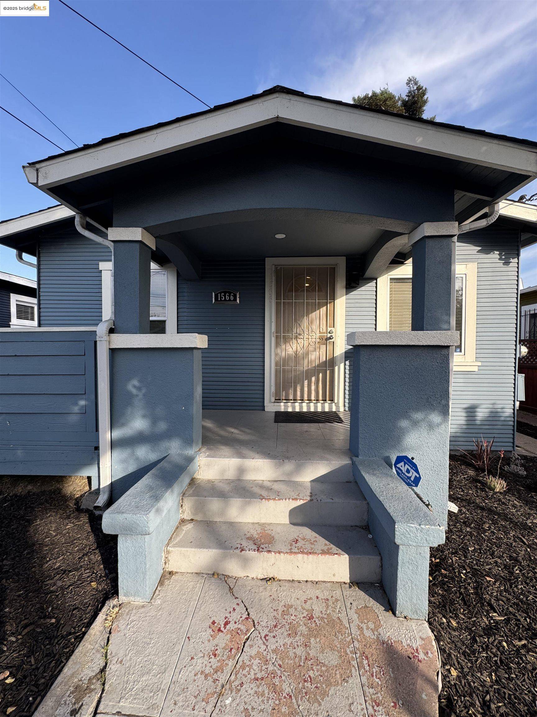 Oakland, CA 94621,1566 80th Ave