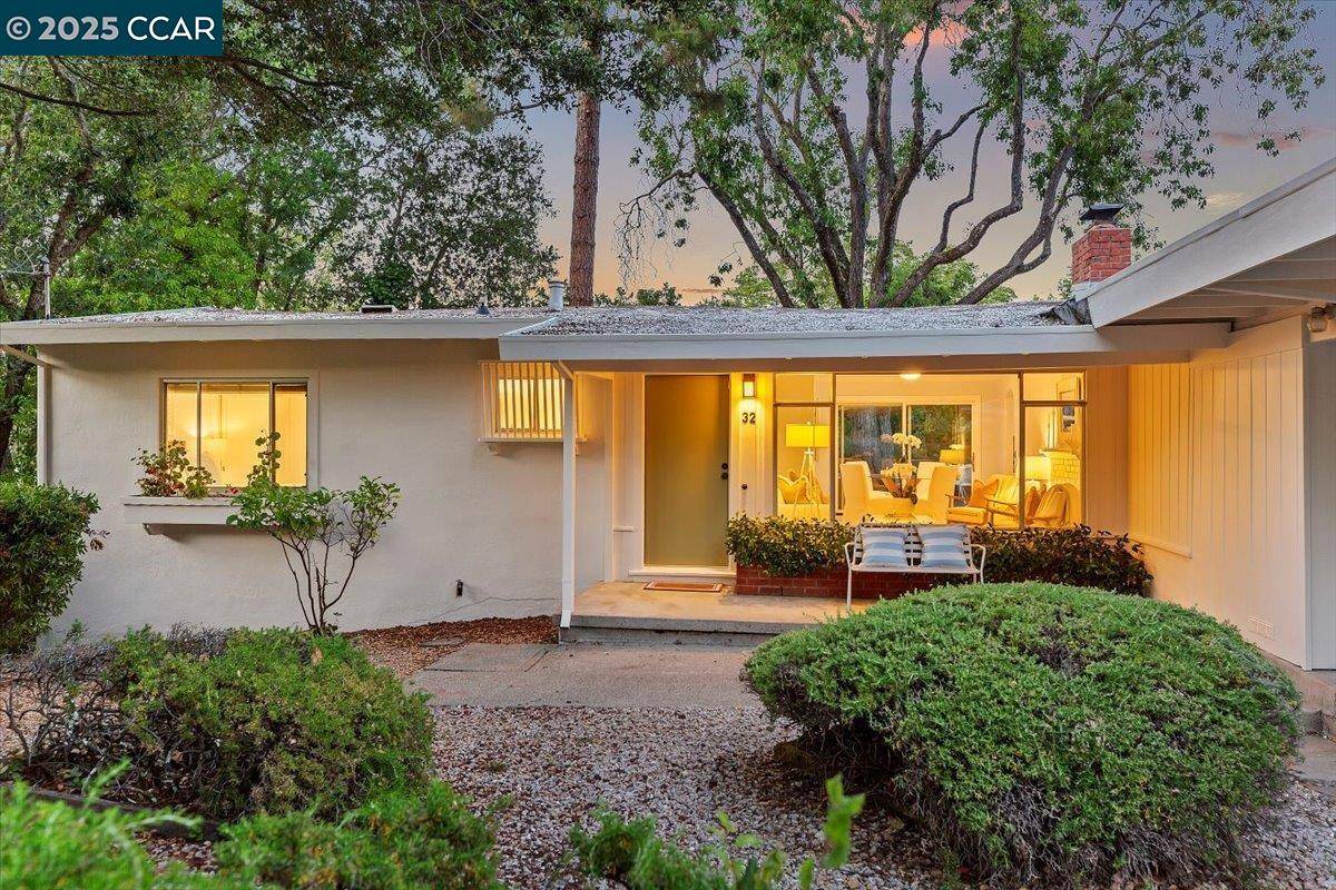 Orinda, CA 94563,32 California Ave
