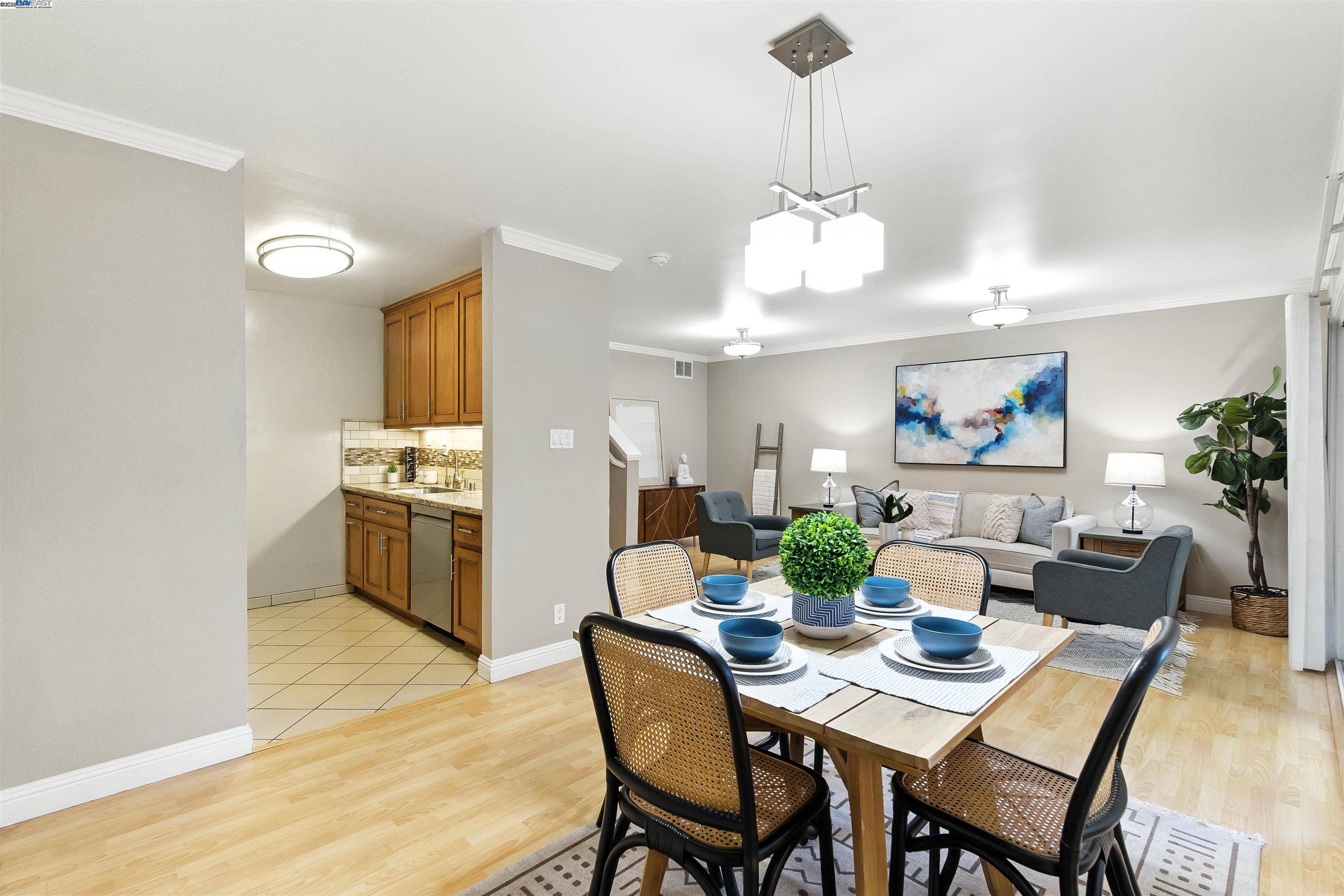 Walnut Creek, CA 94597,2720 Oak Rd #131