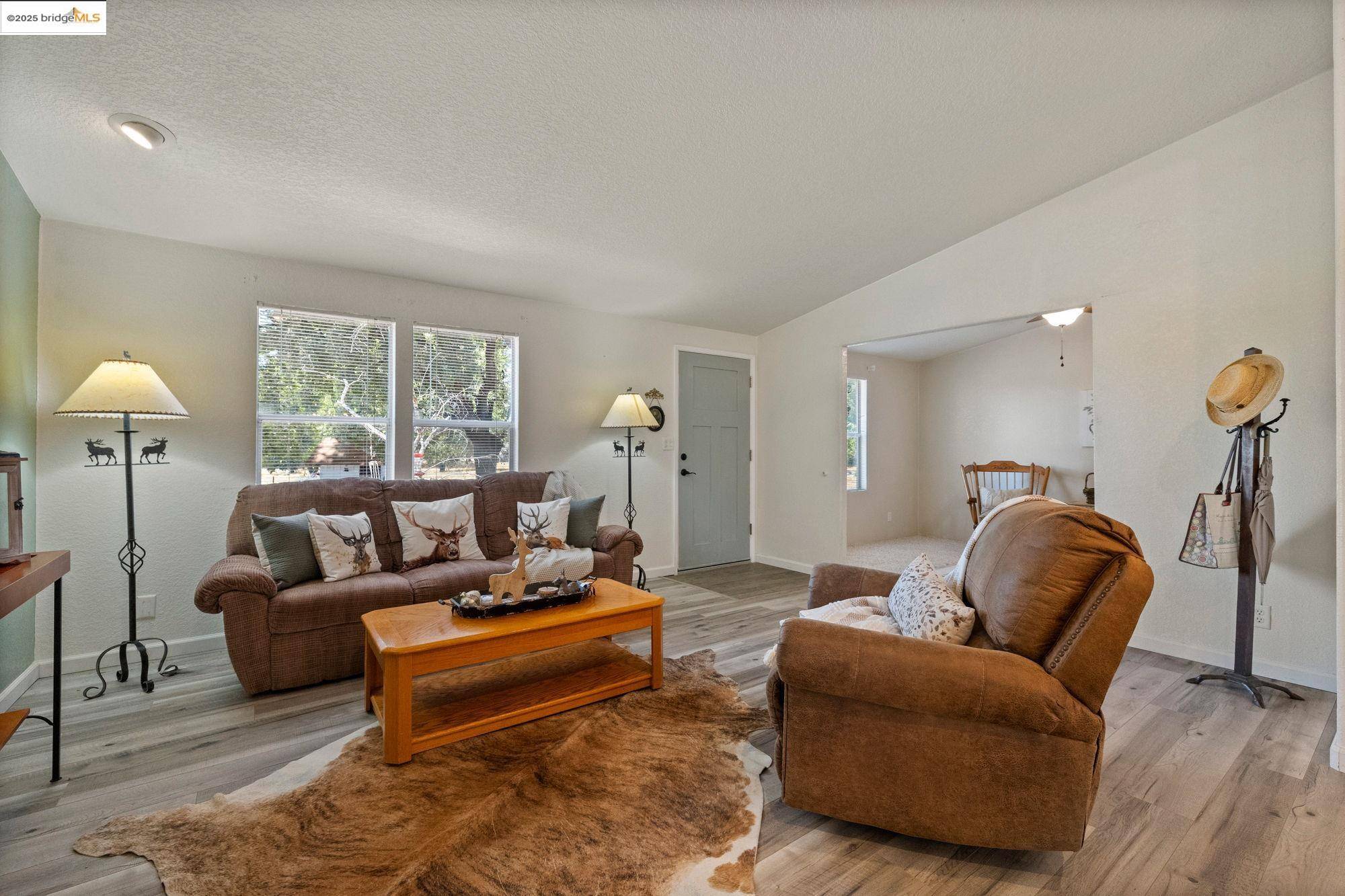 Sonora, CA 95370,21099 Jamestown Rd