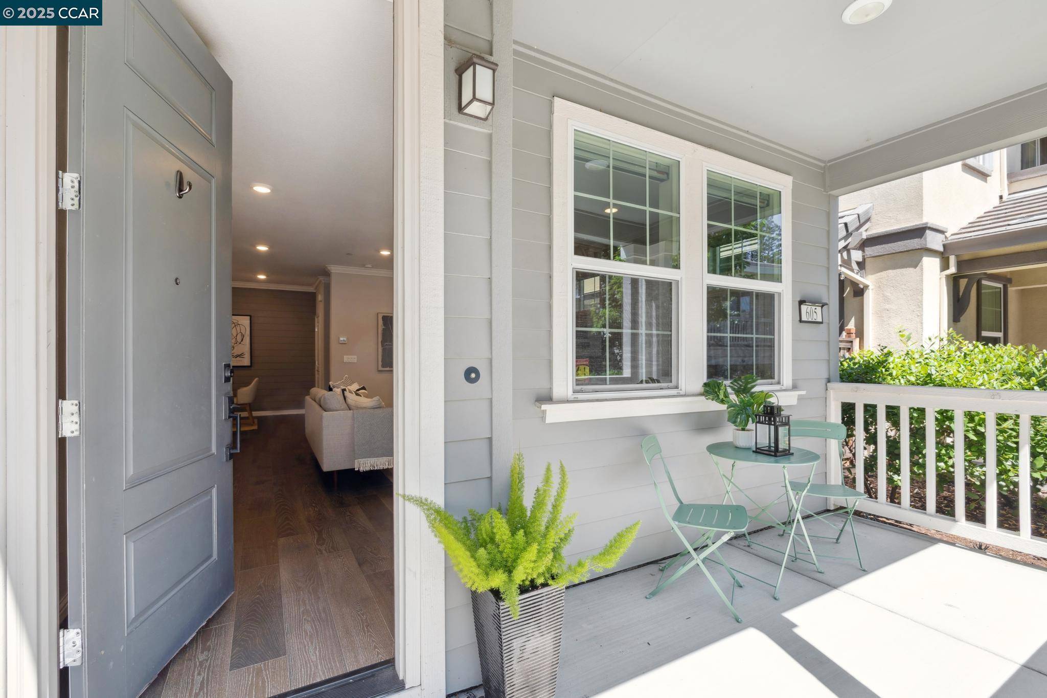 Walnut Creek, CA 94595,605 Chives Way