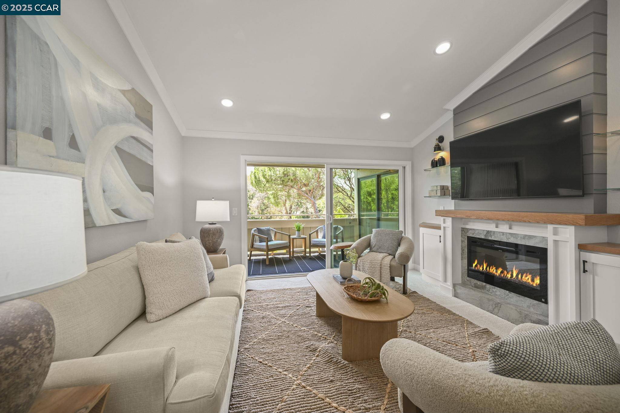 Walnut Creek, CA 94595,600 Terra California Dr #7