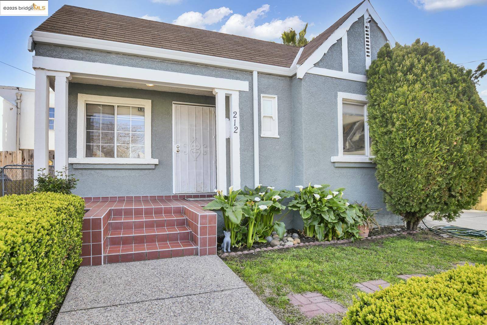 Pittsburg, CA 94565,212 E 16Th St