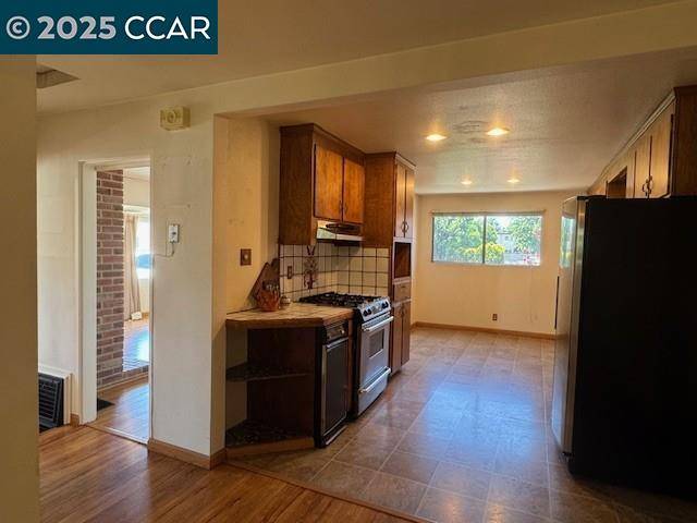 Hayward, CA 94541,572 Meek Avenue