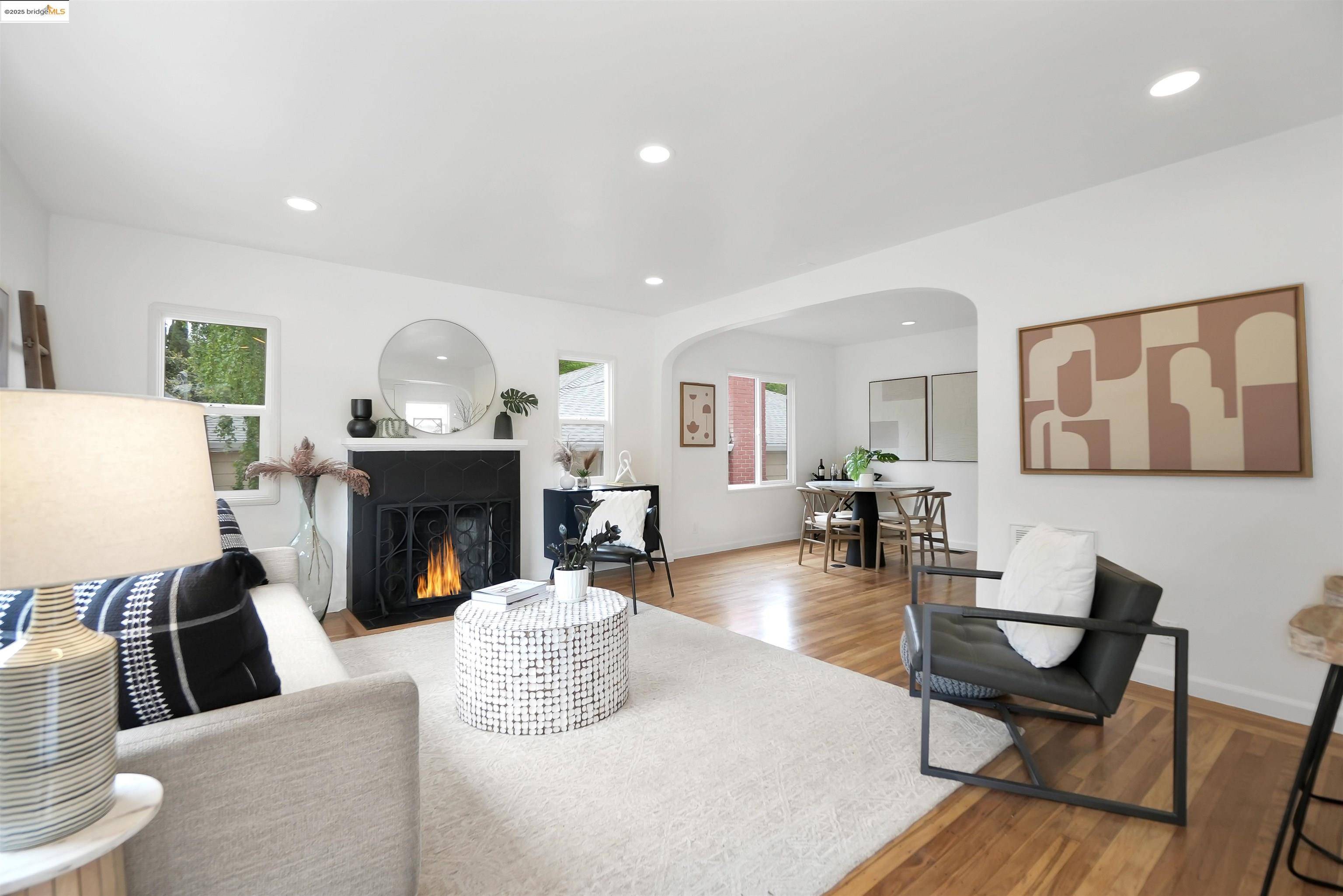 Oakland, CA 94605,7555 Circle Hill Dr
