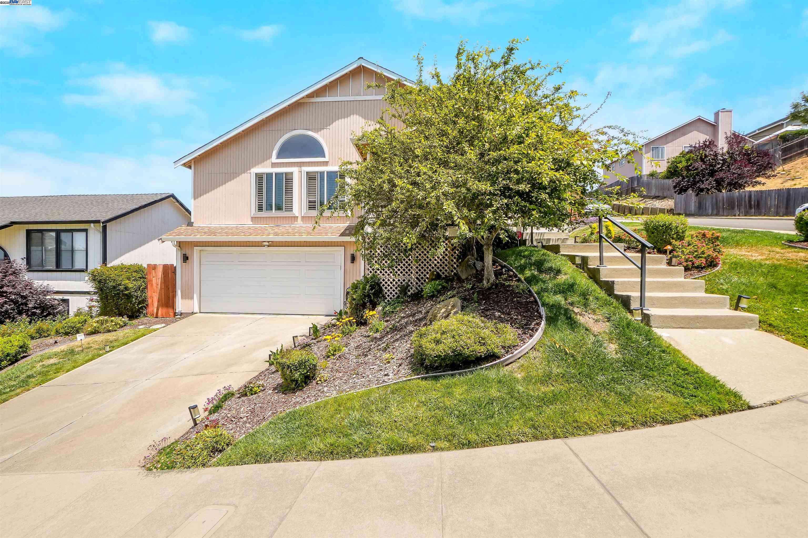 Hayward, CA 94541,23380 Lakeridge Avenue