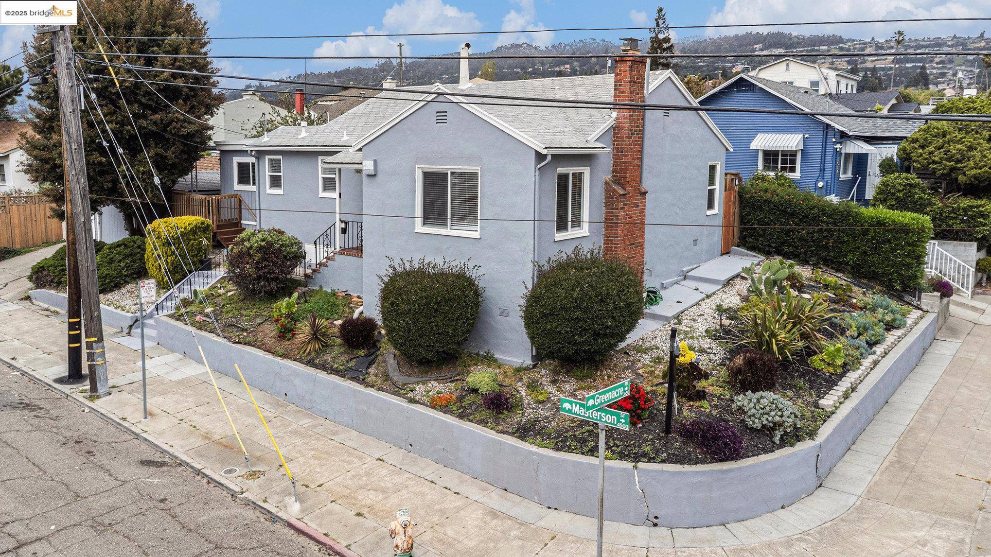 Oakland, CA 94619,4472 Masterson St