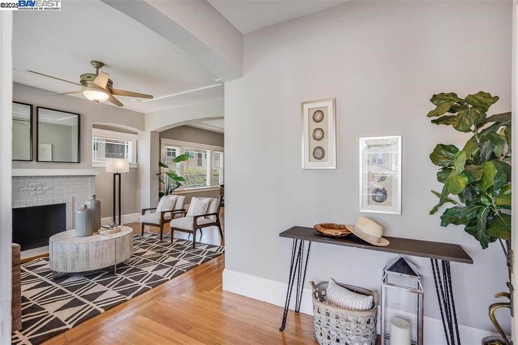 Hayward, CA 94541,1621 D ST