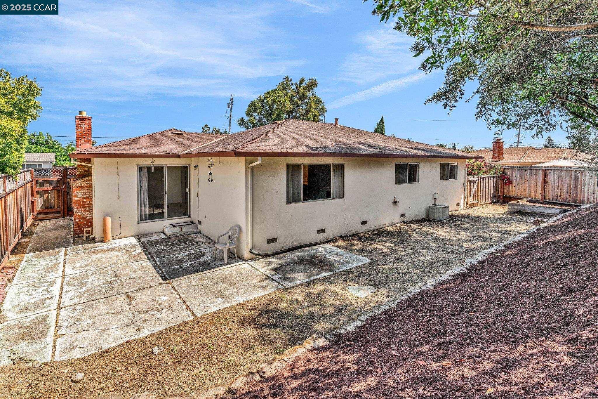 Martinez, CA 94553,1150 Rolling Hill Way