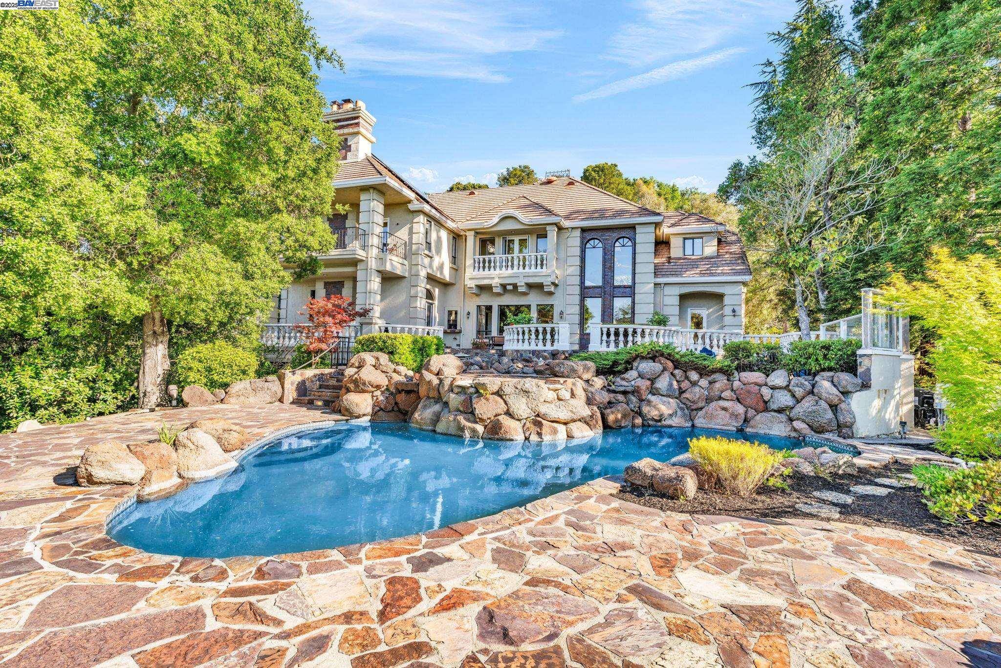 Alamo, CA 94507,219 Valley Oaks Dr