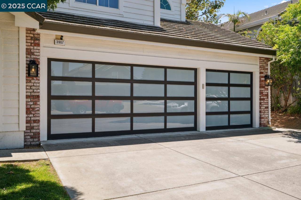 Antioch, CA 94531,3907 Folsom Dr