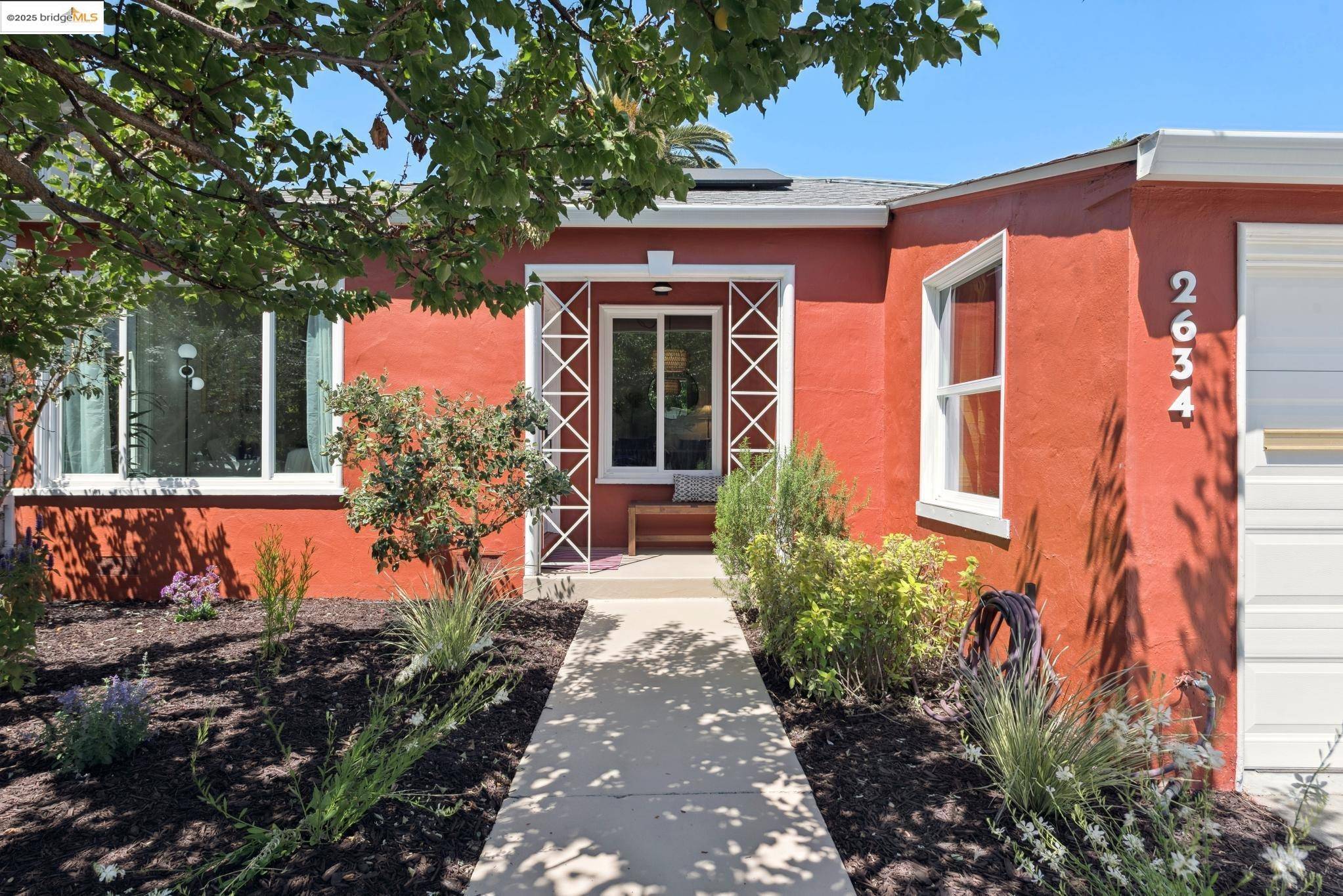 Berkeley, CA 94702,2634 Acton