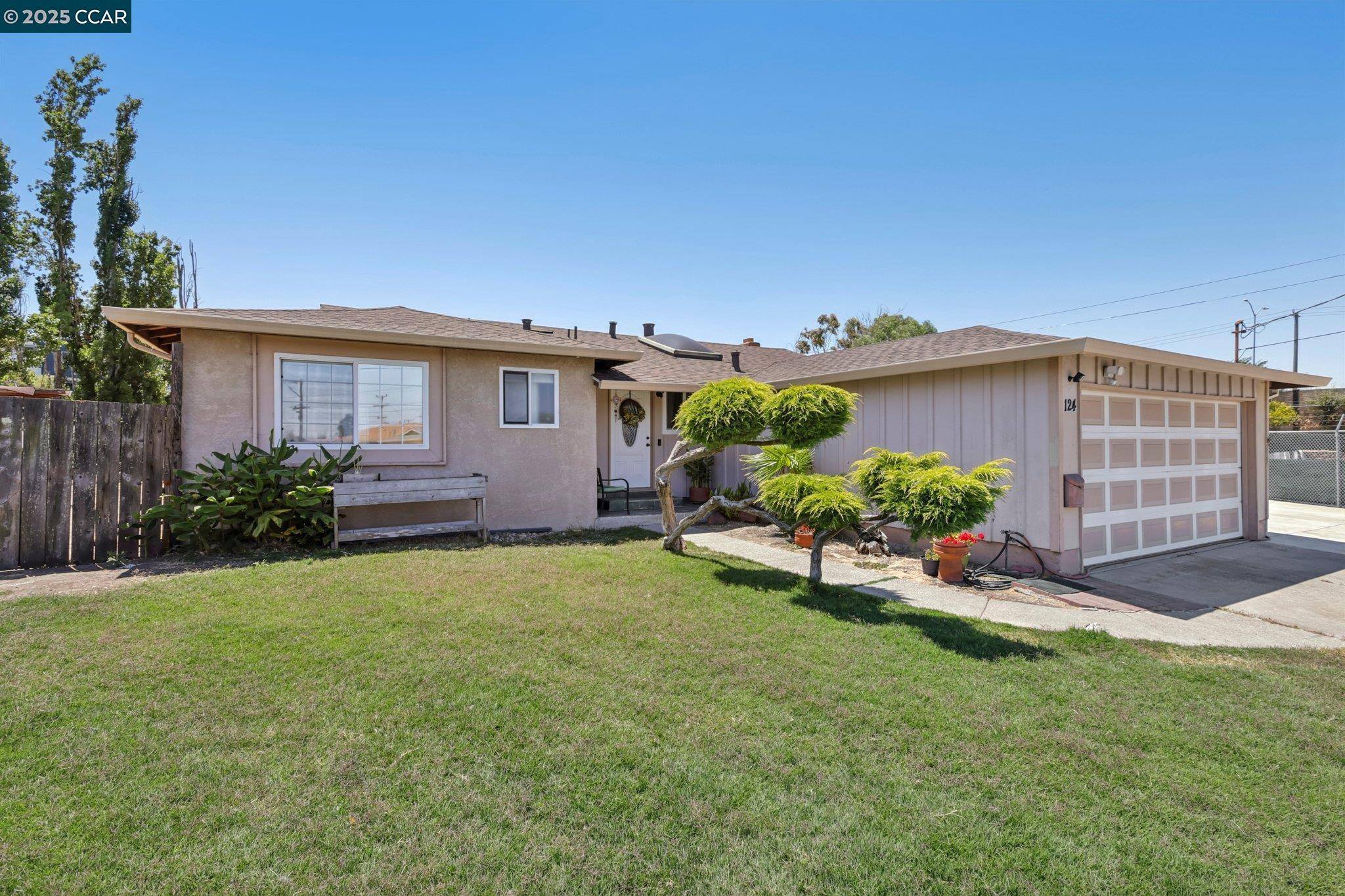 San Pablo, CA 94806,124 Zandra Ct