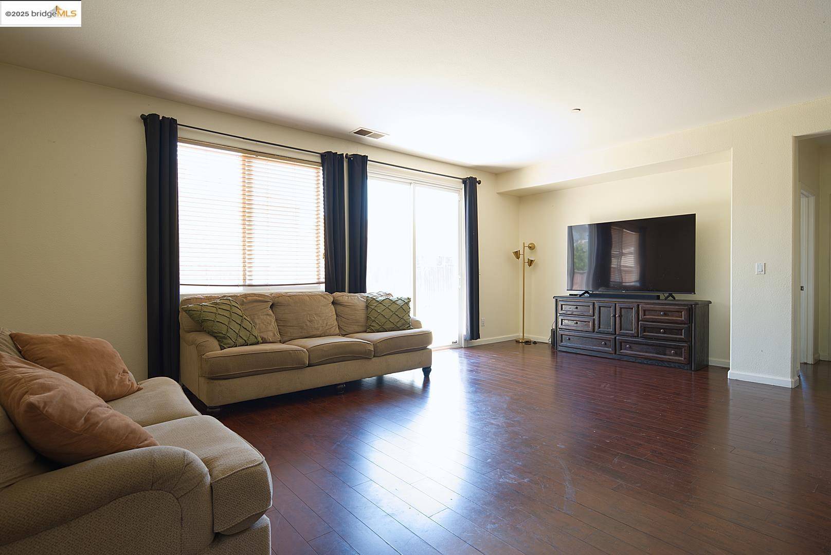 Greenfield, CA 93927,360 Chianti WAY
