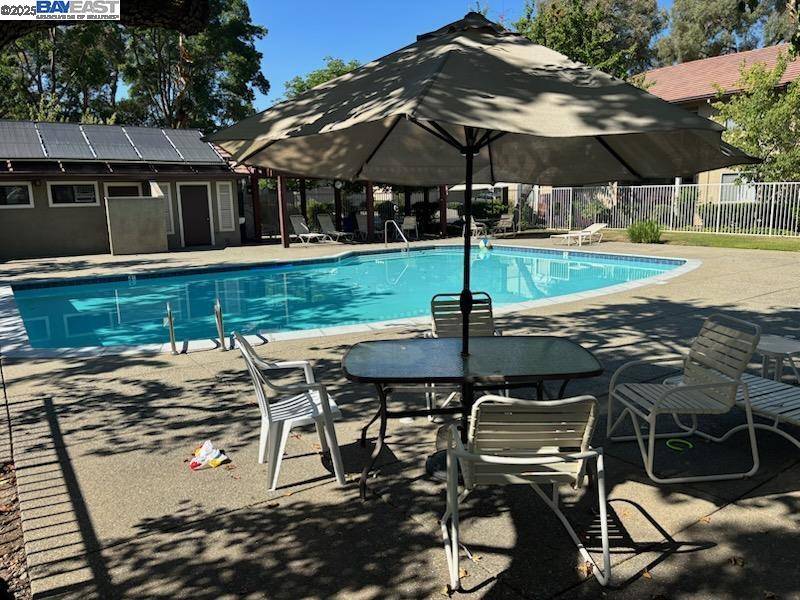 Livermore, CA 94550,1446 Chateau Cmn #104