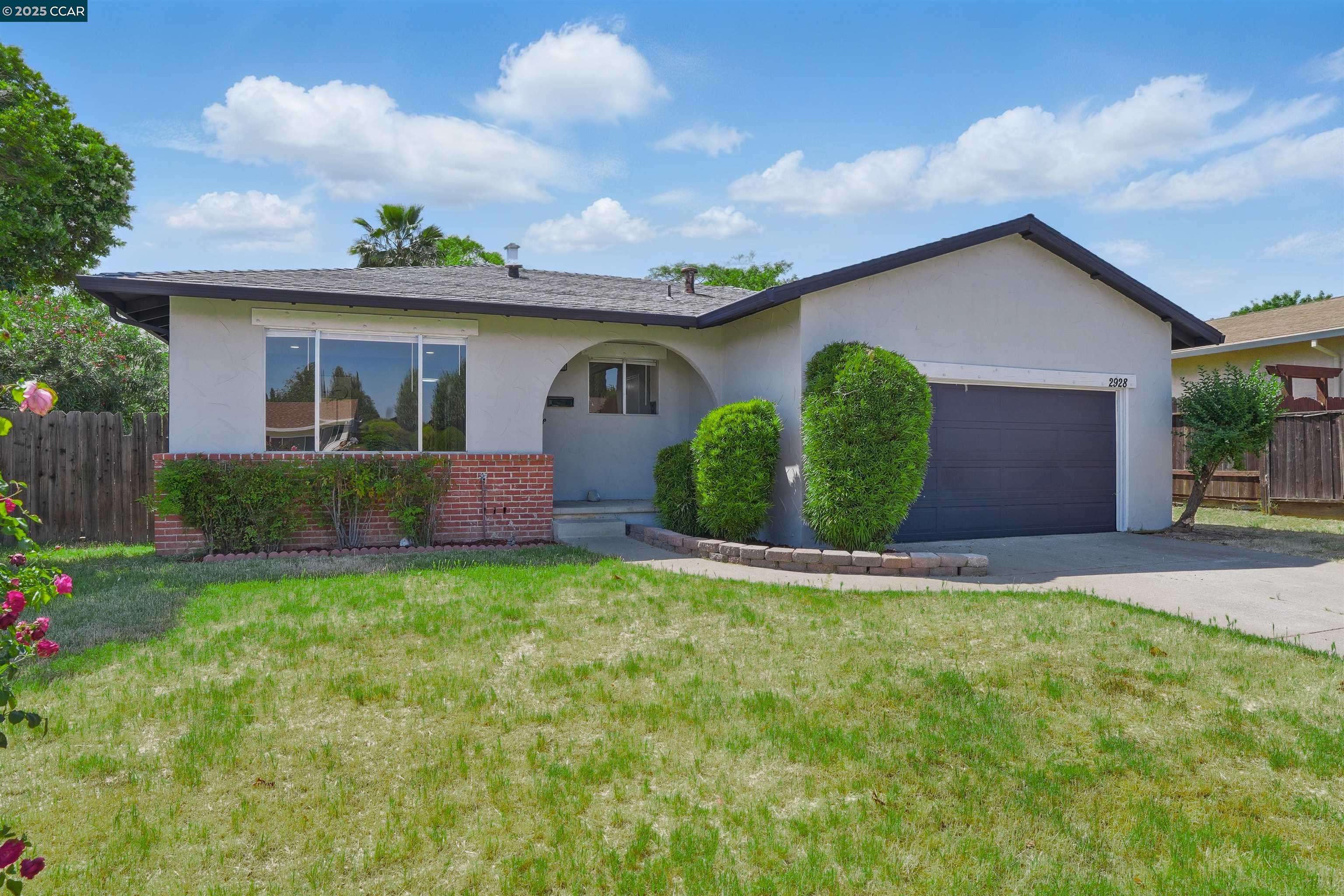Antioch, CA 94509,2928 El Monte Way
