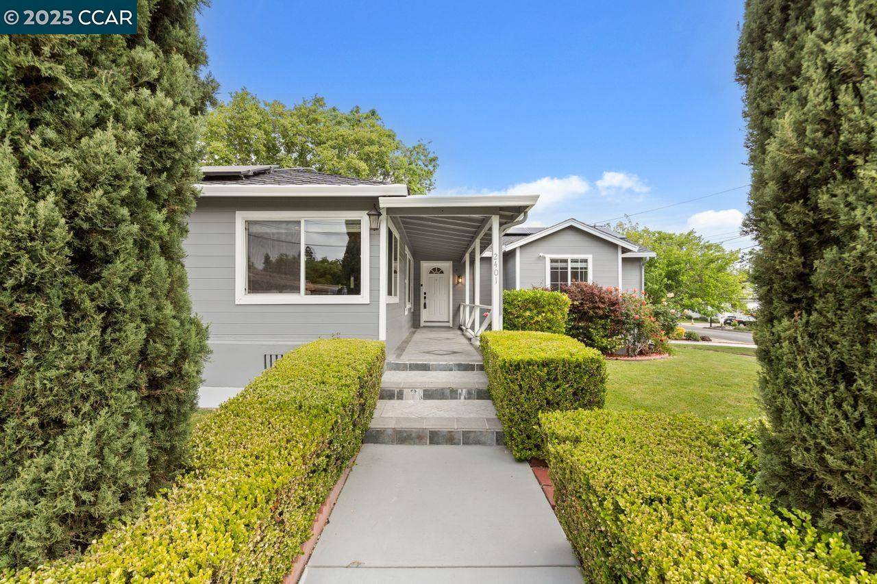 Walnut Creek, CA 94597,2401 Casa Way