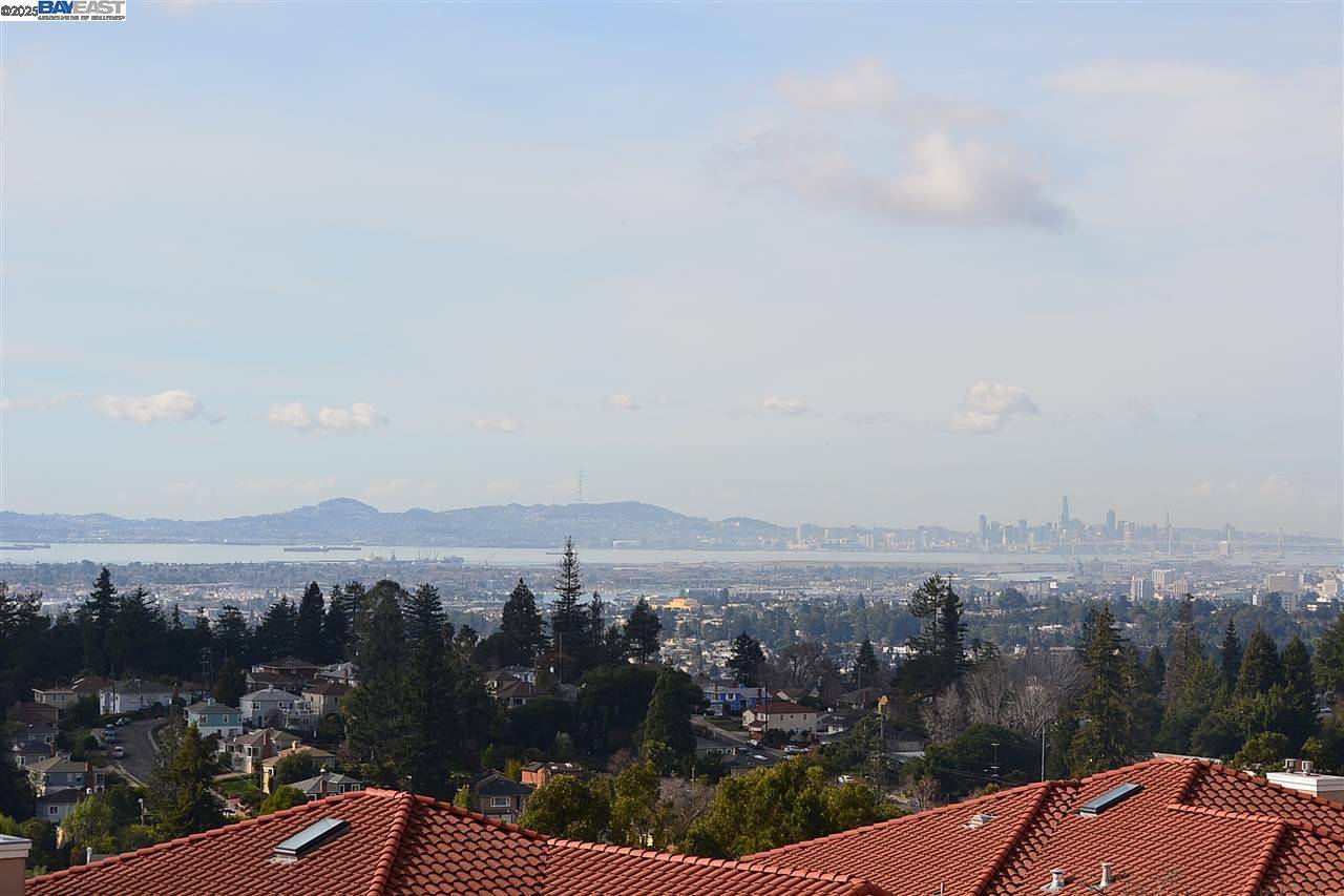 Oakland, CA 94619,4320 Terrabella Way