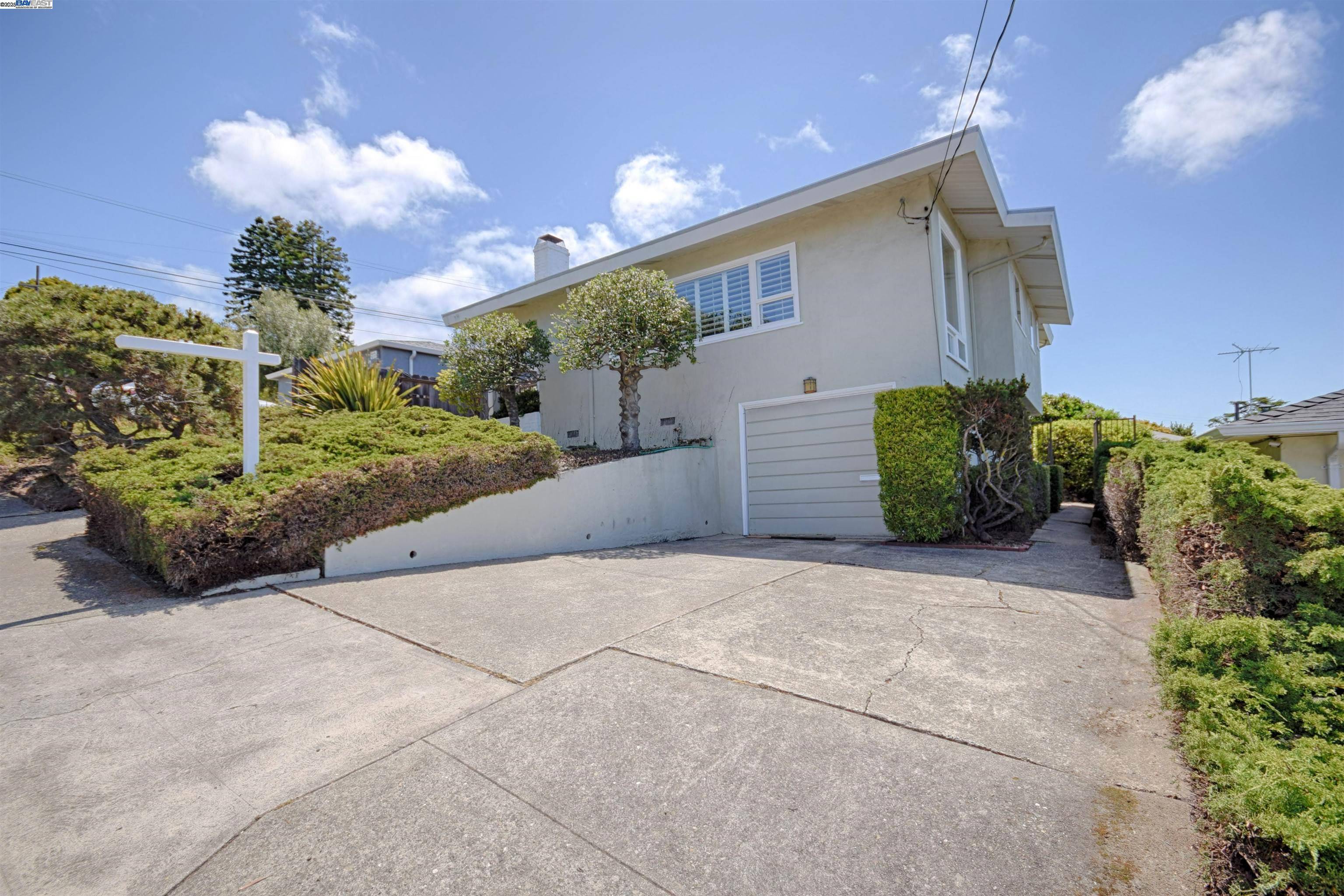 El Cerrito, CA 94530,7504 Eureka Ave
