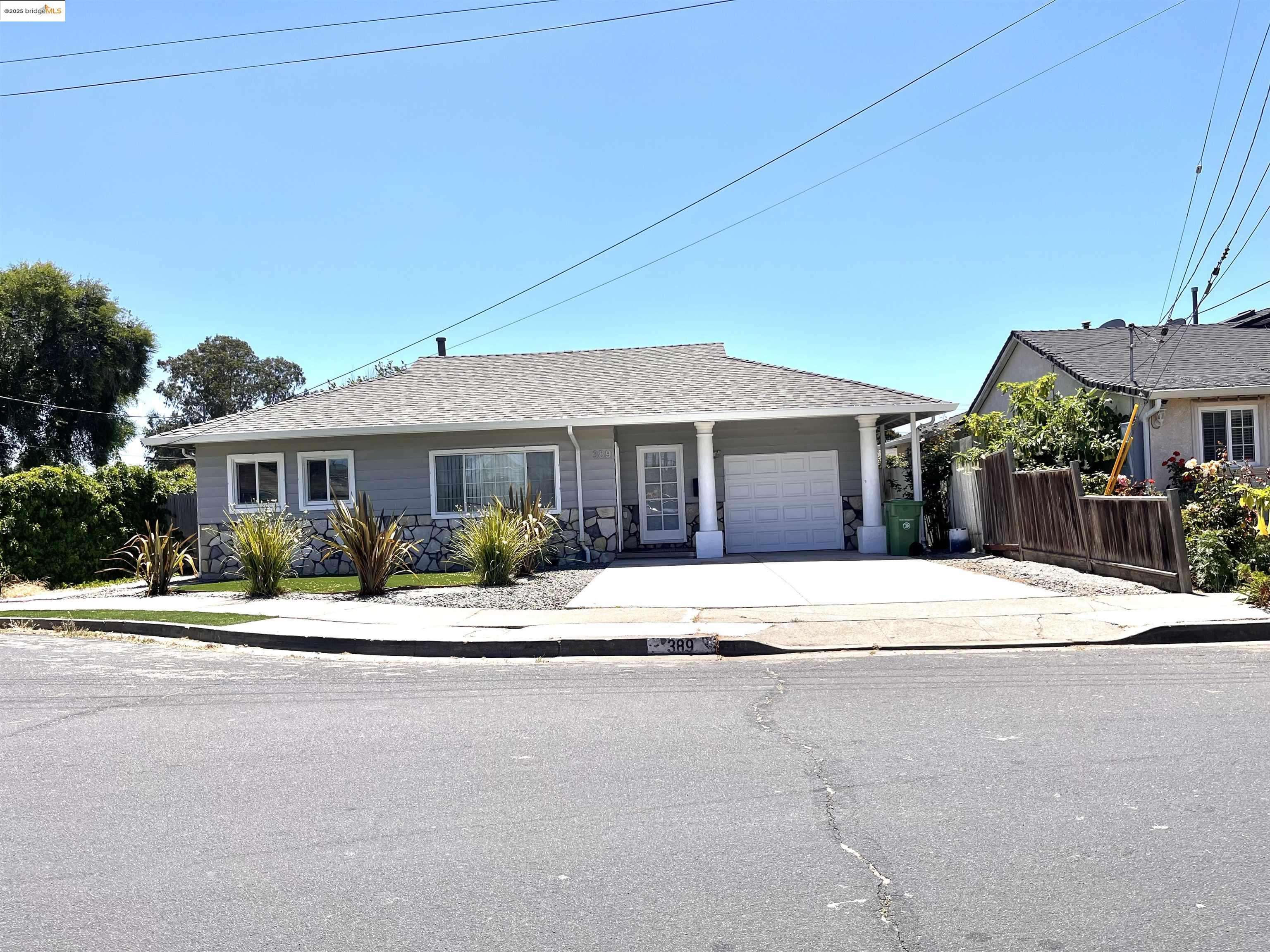 Hayward, CA 94544,389 White Dr