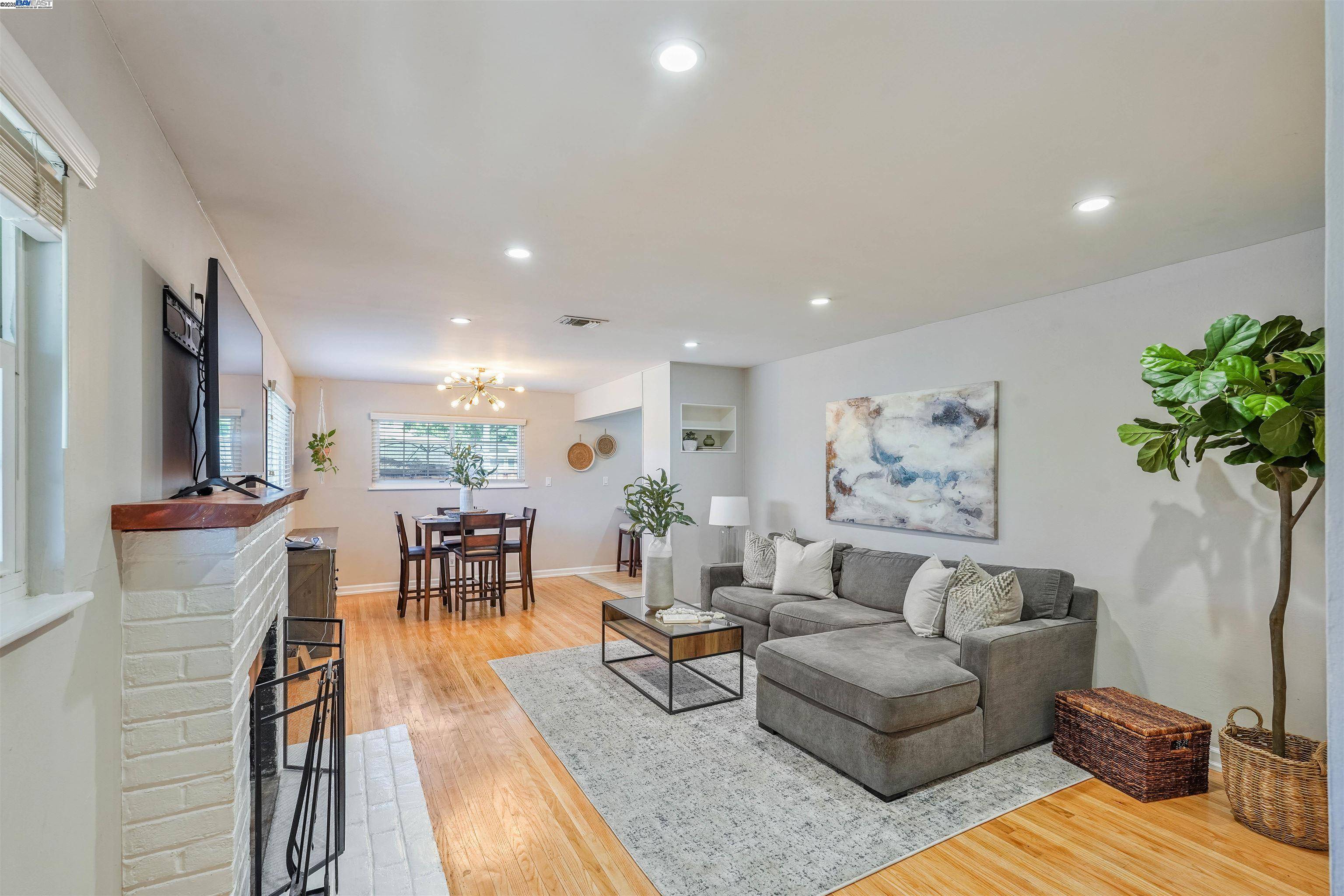 Livermore, CA 94550,3991 Yale Way