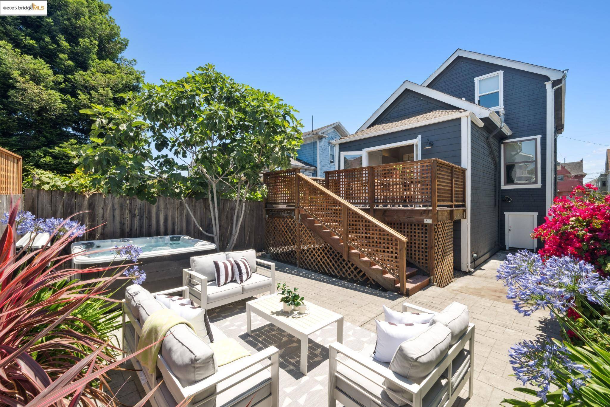 Oakland, CA 94609,682 33Rd St