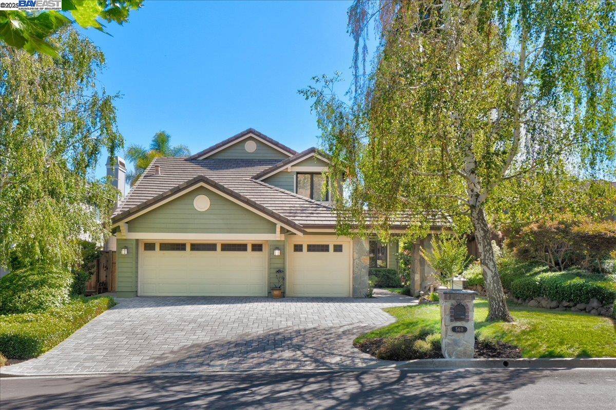 Danville, CA 94506,560 Buttonwood Dr