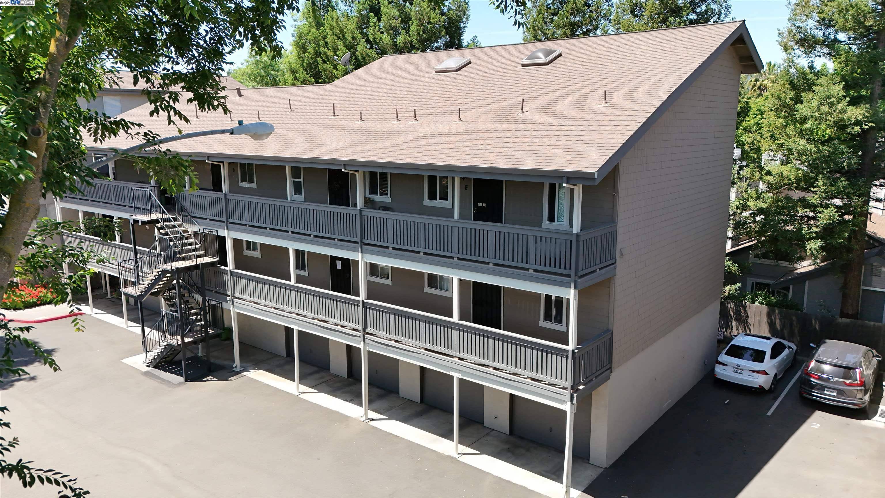 Pleasanton, CA 94566,3839 Vineyard Ave #F