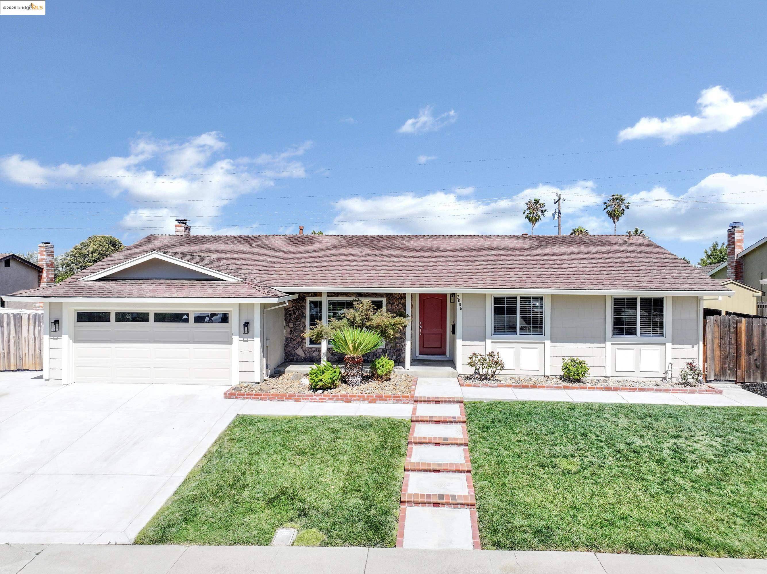 Pittsburg, CA 94565,2086 Oakridge Ln