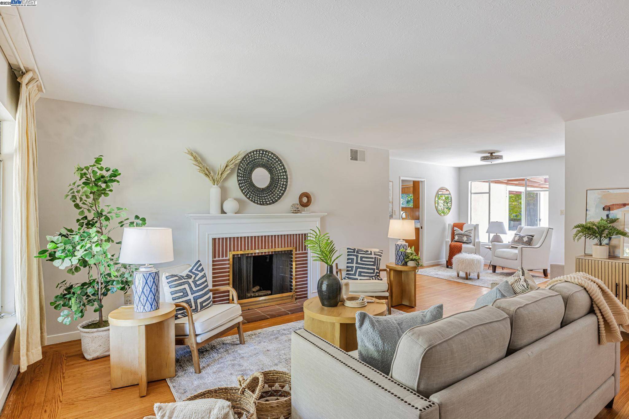 Fremont, CA 94536,37923 Glenmoor Dr