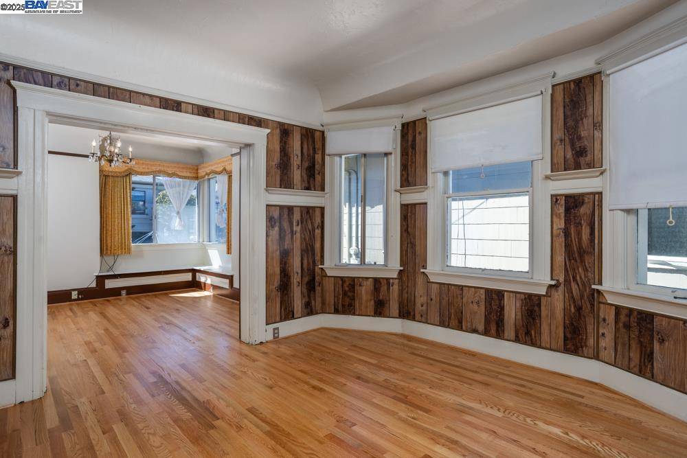 Alameda, CA 94501,1424 Walnut St