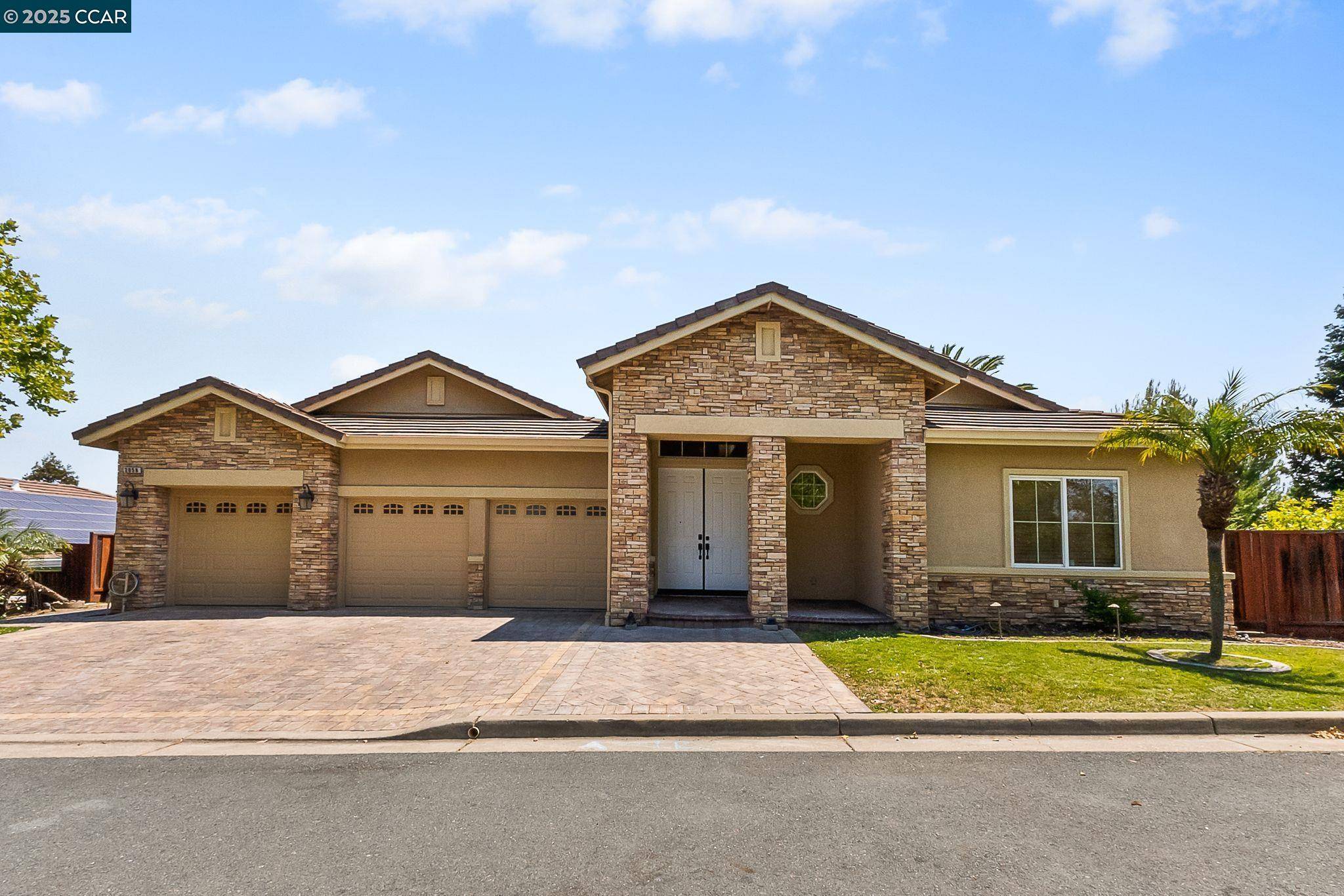 Martinez, CA 94553,2058 Marazzani Dr