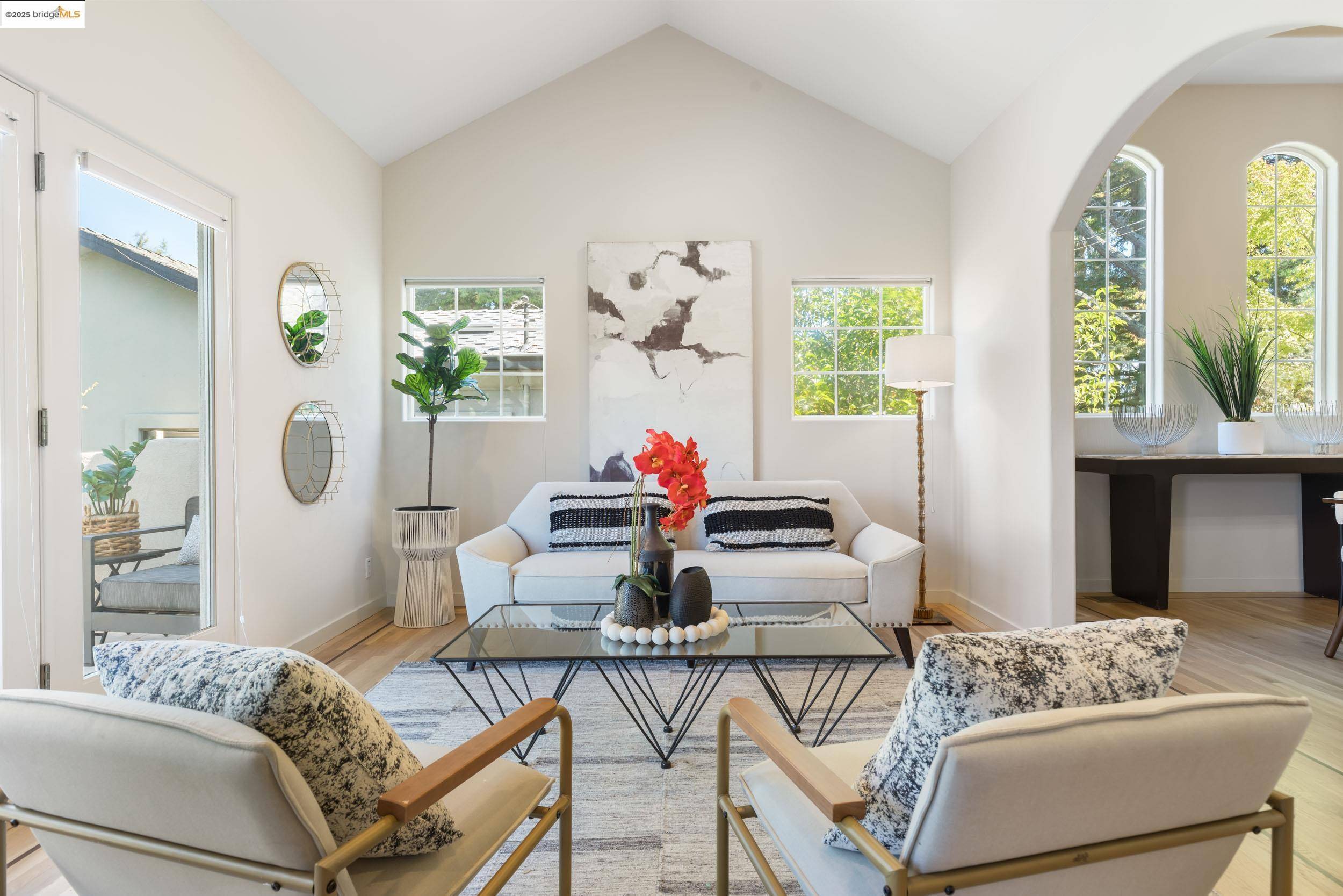 Oakland, CA 94611,50 Pine Hills Ct