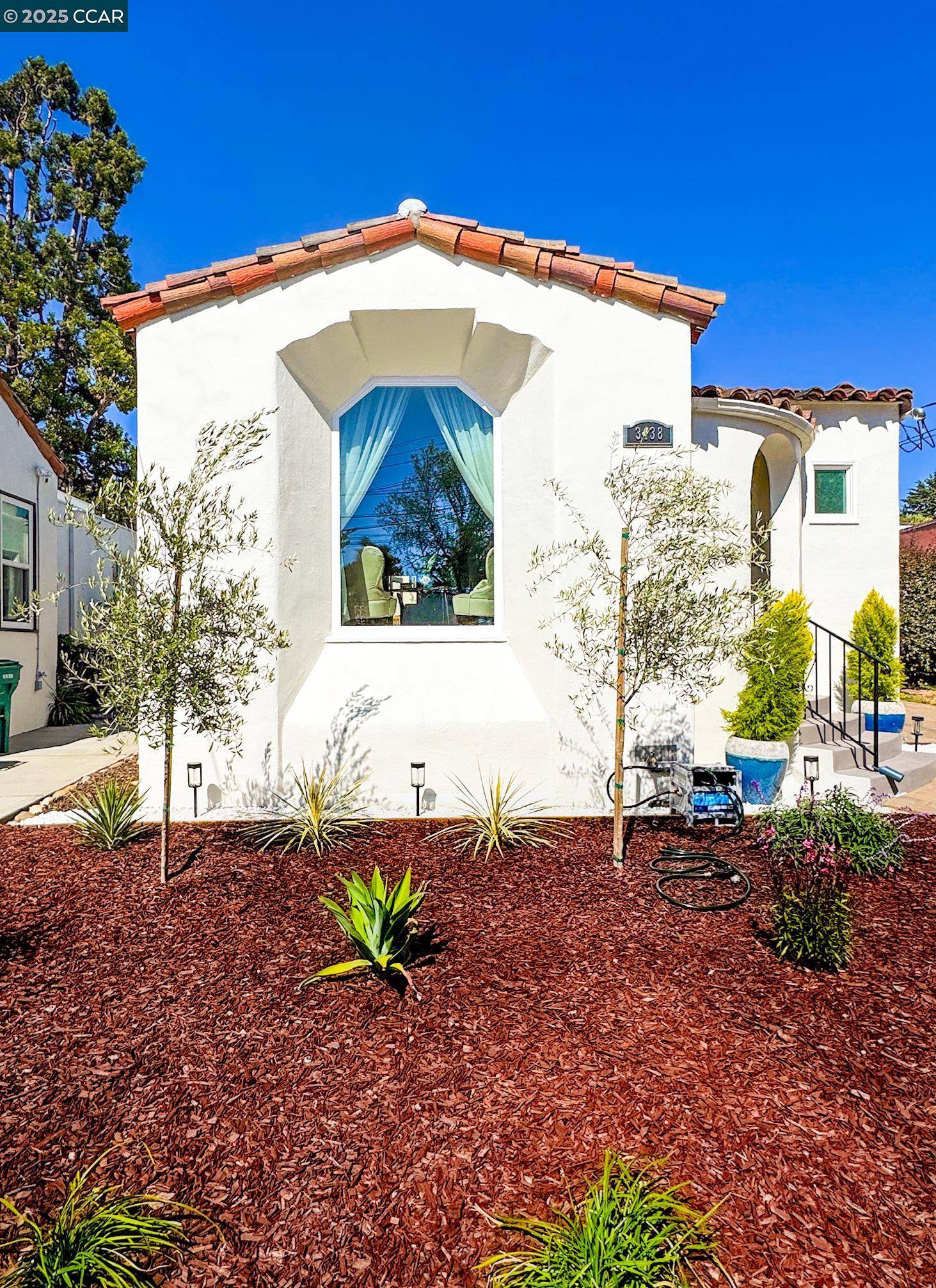 Oakland, CA 94602,3438 Guido St
