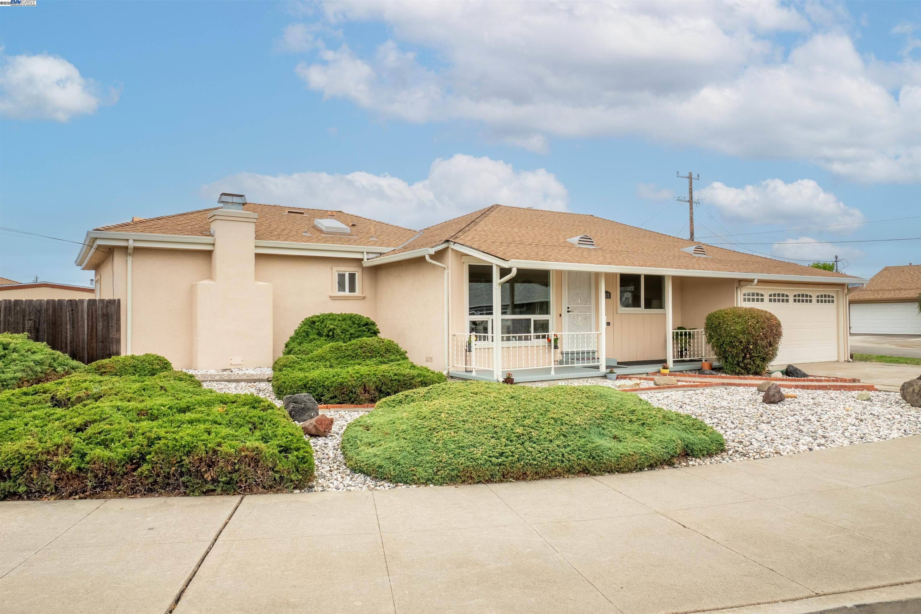 San Leandro, CA 94579,1875 Willow Ave