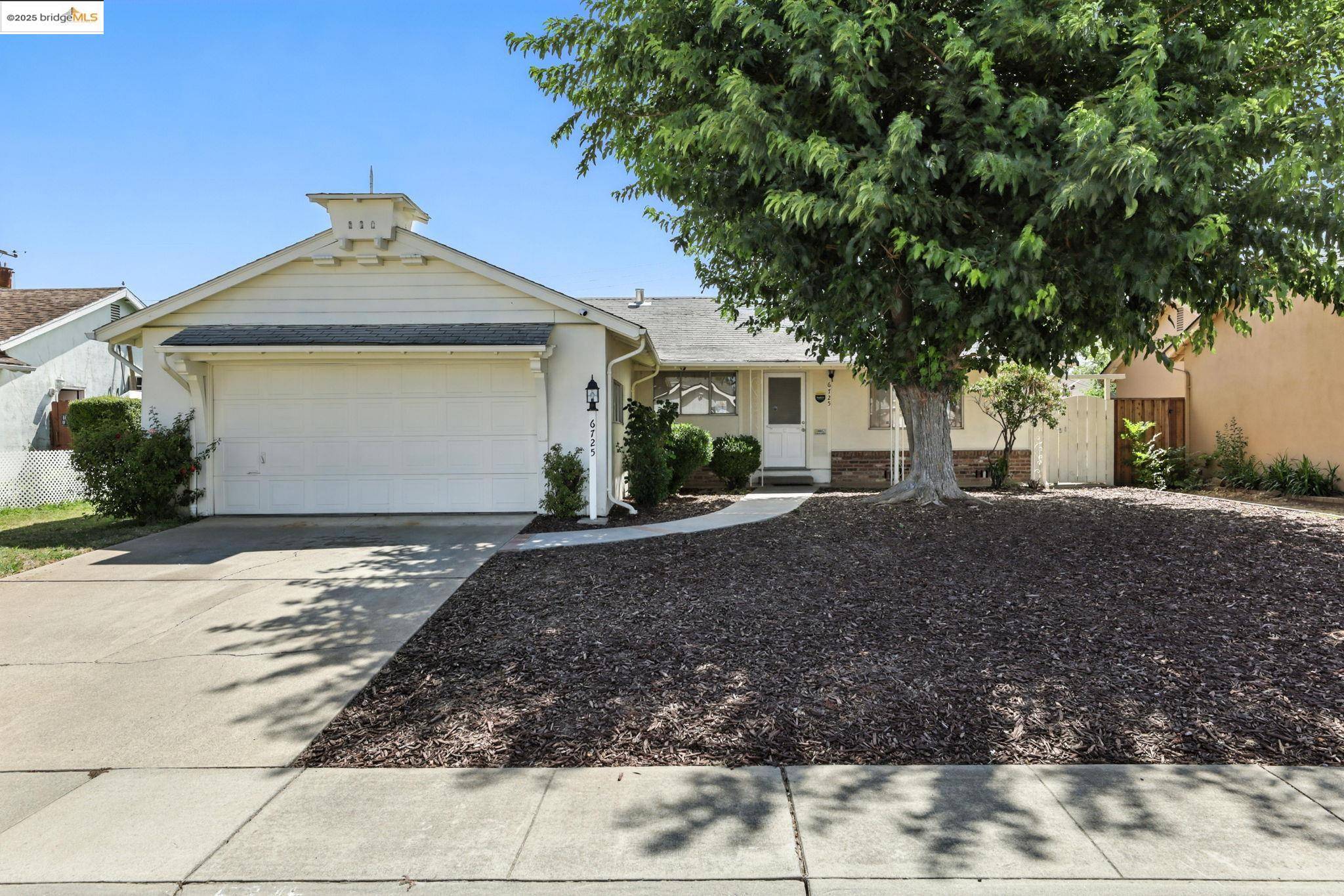 Sacramento, CA 95823,6725 Austin Way