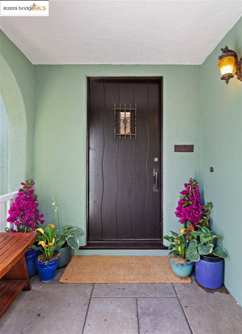 Oakland, CA 94609,543 58Th St