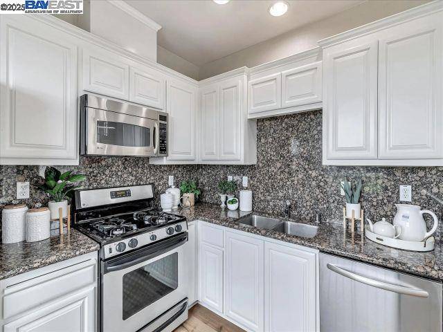 Dublin, CA 94568,3275 Dublin Blvd #408
